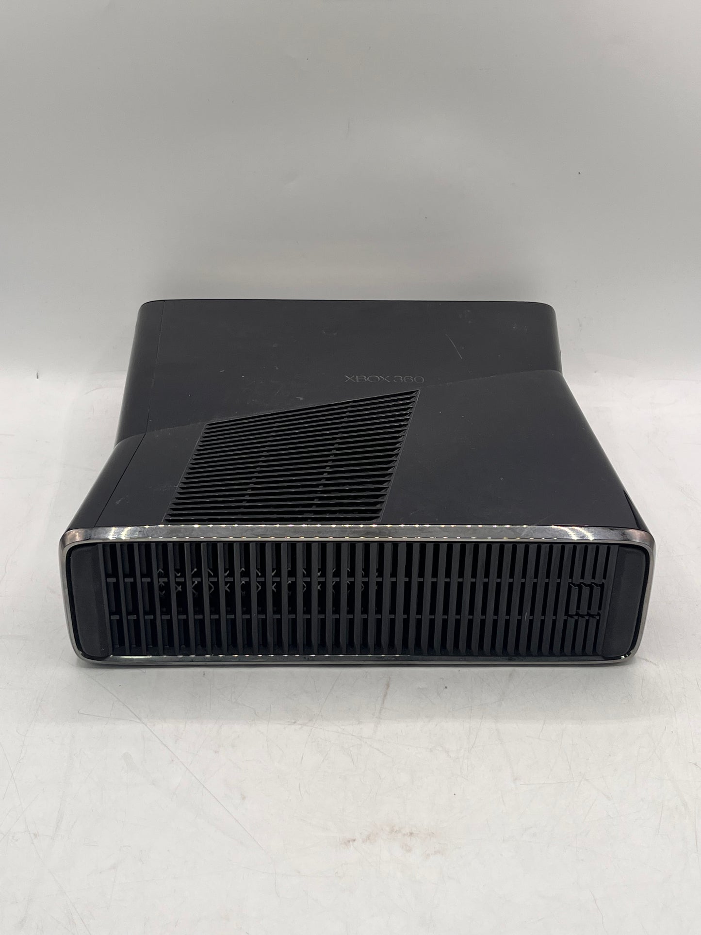 Microsoft Xbox 360 S (1439) 2010 250GB Black Video Game System