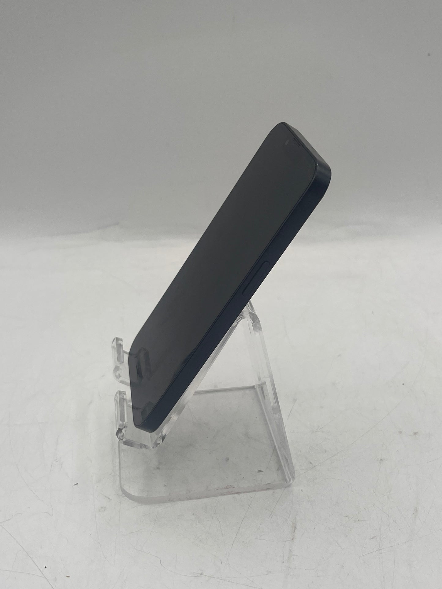Unlocked Apple iPhone 13 128GB A2482  MLML3LL/A Black 100% Battery Health