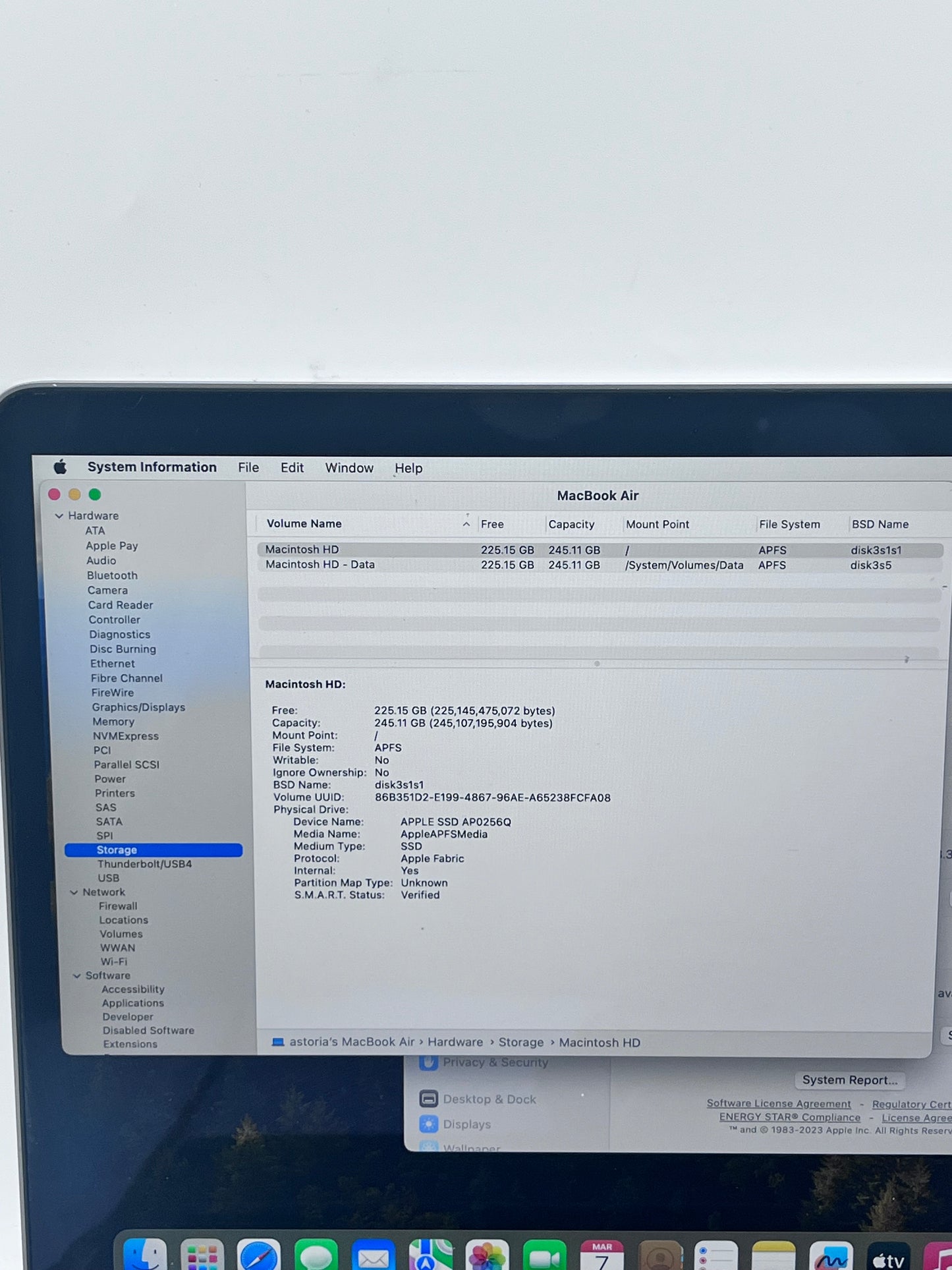 2020 Apple MacBook Air 13" M1 A2337 8GB 256GB - Space Gray Bad Battery