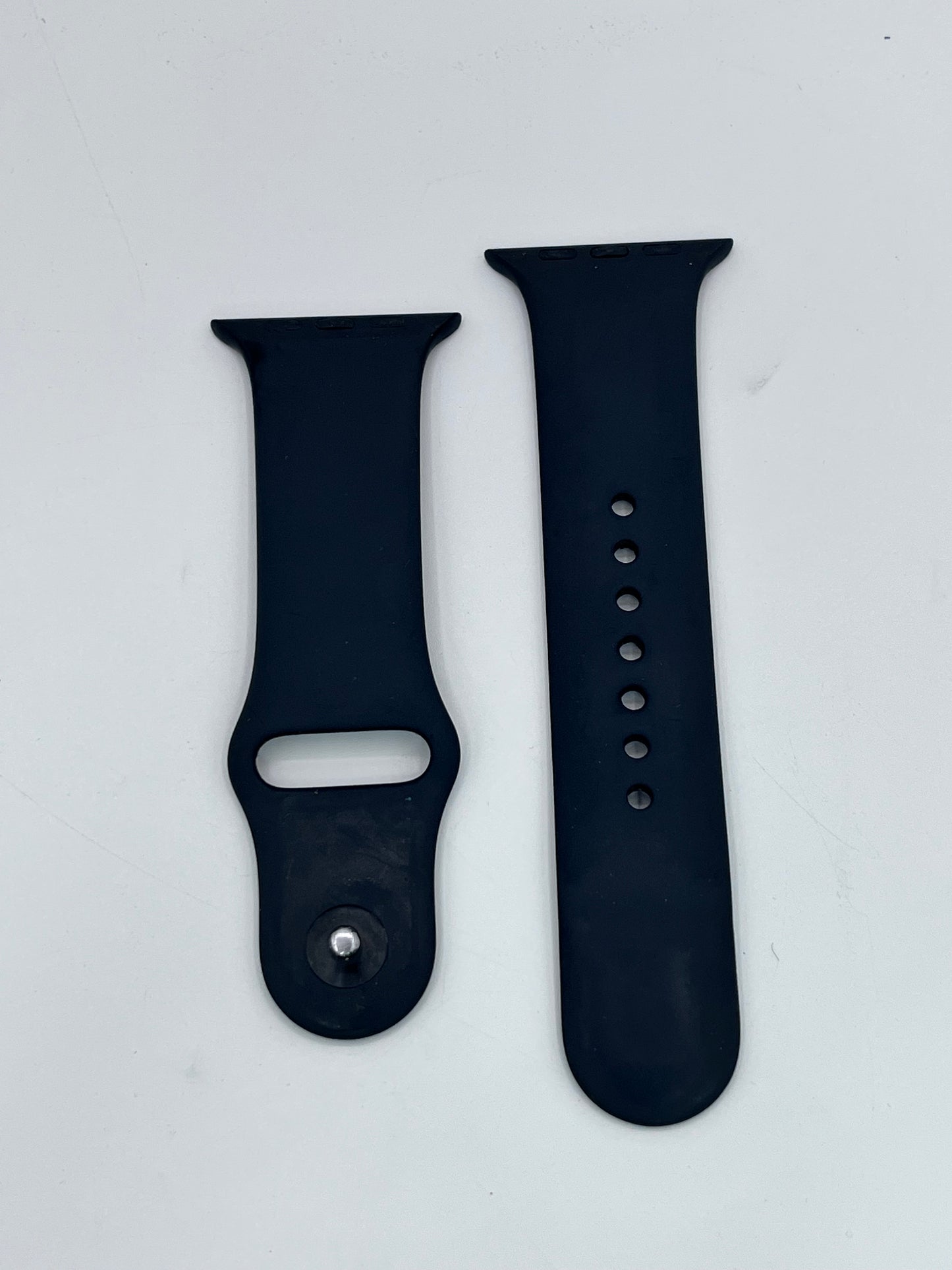 Apple SE (2nd Gen) 40mm Smart Watch GPS Only - Black