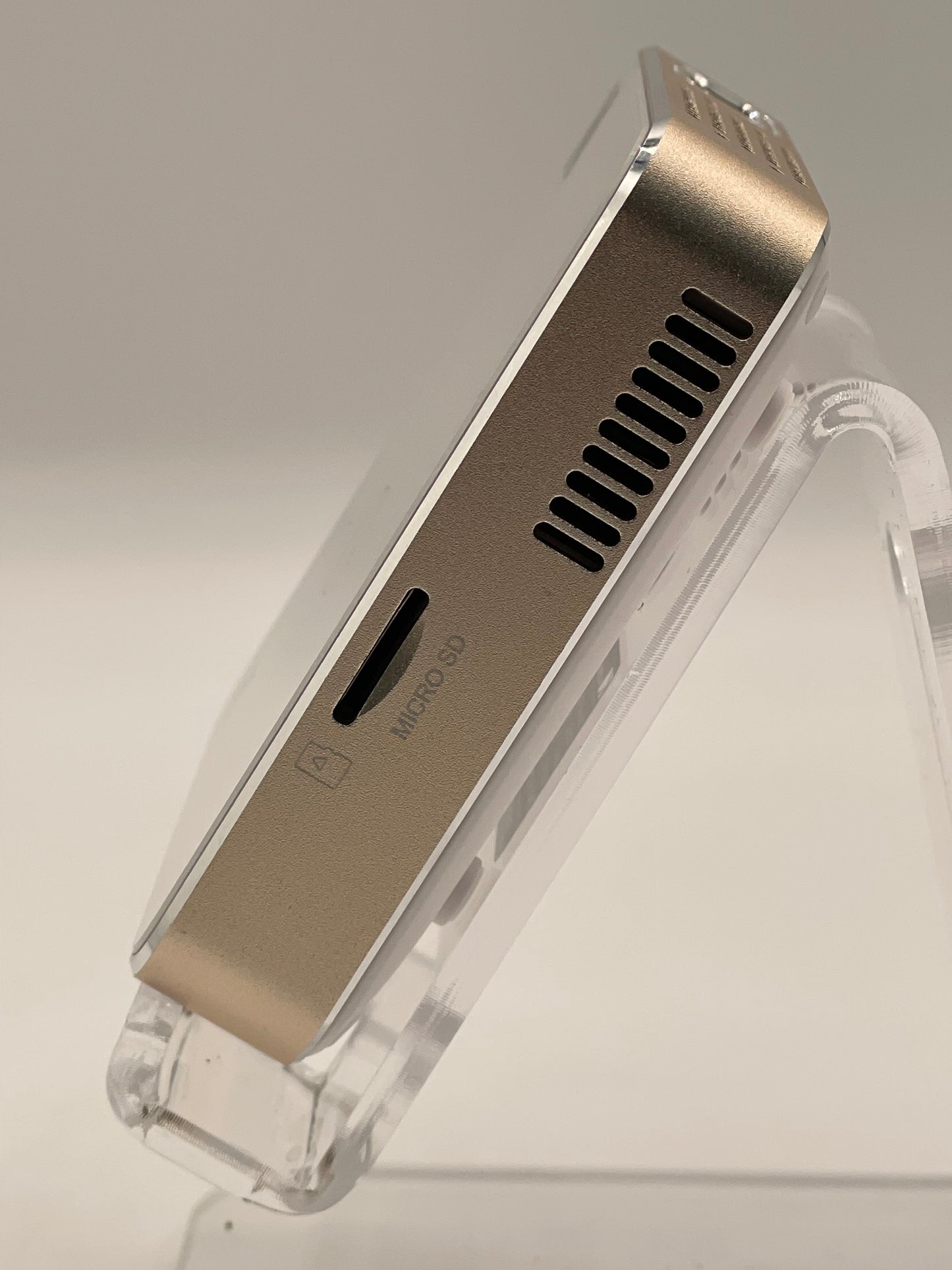 Kodak Luma 75 Portable Pocket Projector