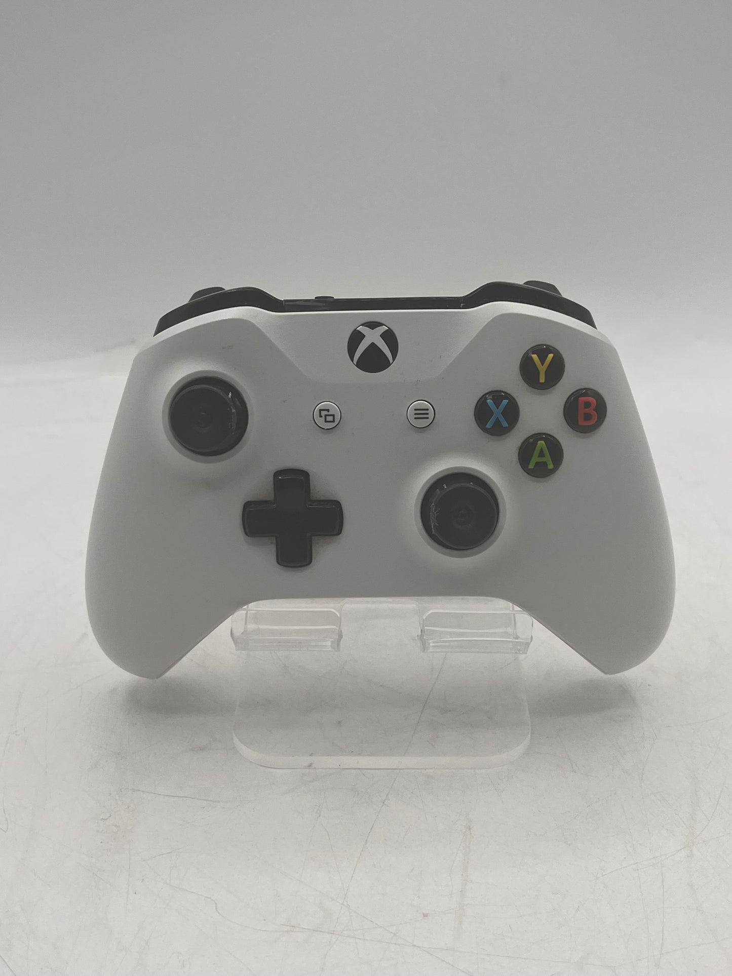 Microsoft Xbox One S (1681) 2016 1TB Video Game Console - White