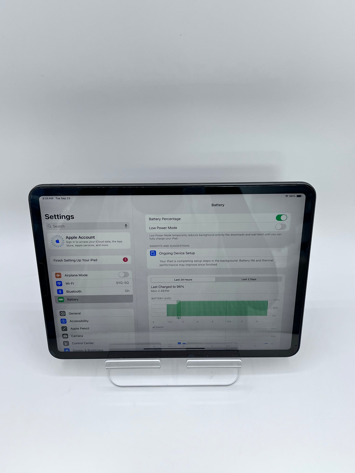 Apple iPad Pro 2nd Gen 11-inch 256GB WiFi  A2228 MXDC2LL/A - Space Gray
