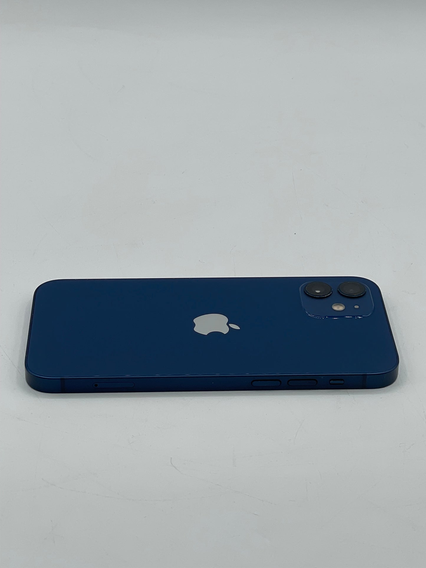 Unlocked Apple iPhone 12 6.1" 64GB Blue A2172 MGH93LL/A Battery 80%