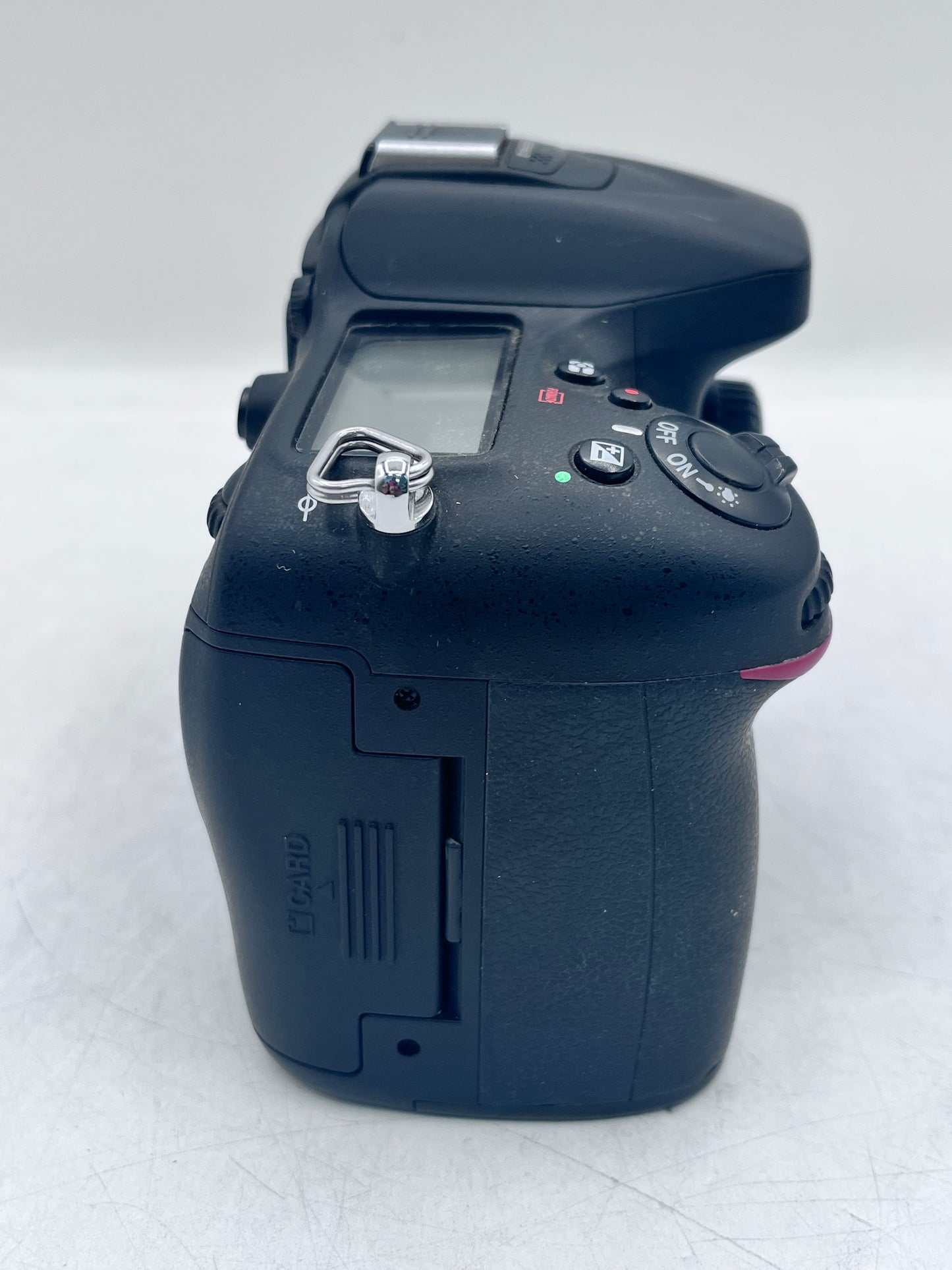 Nikon D7100 24.1MP Digital SLR Camera - Black Manual Focus Only