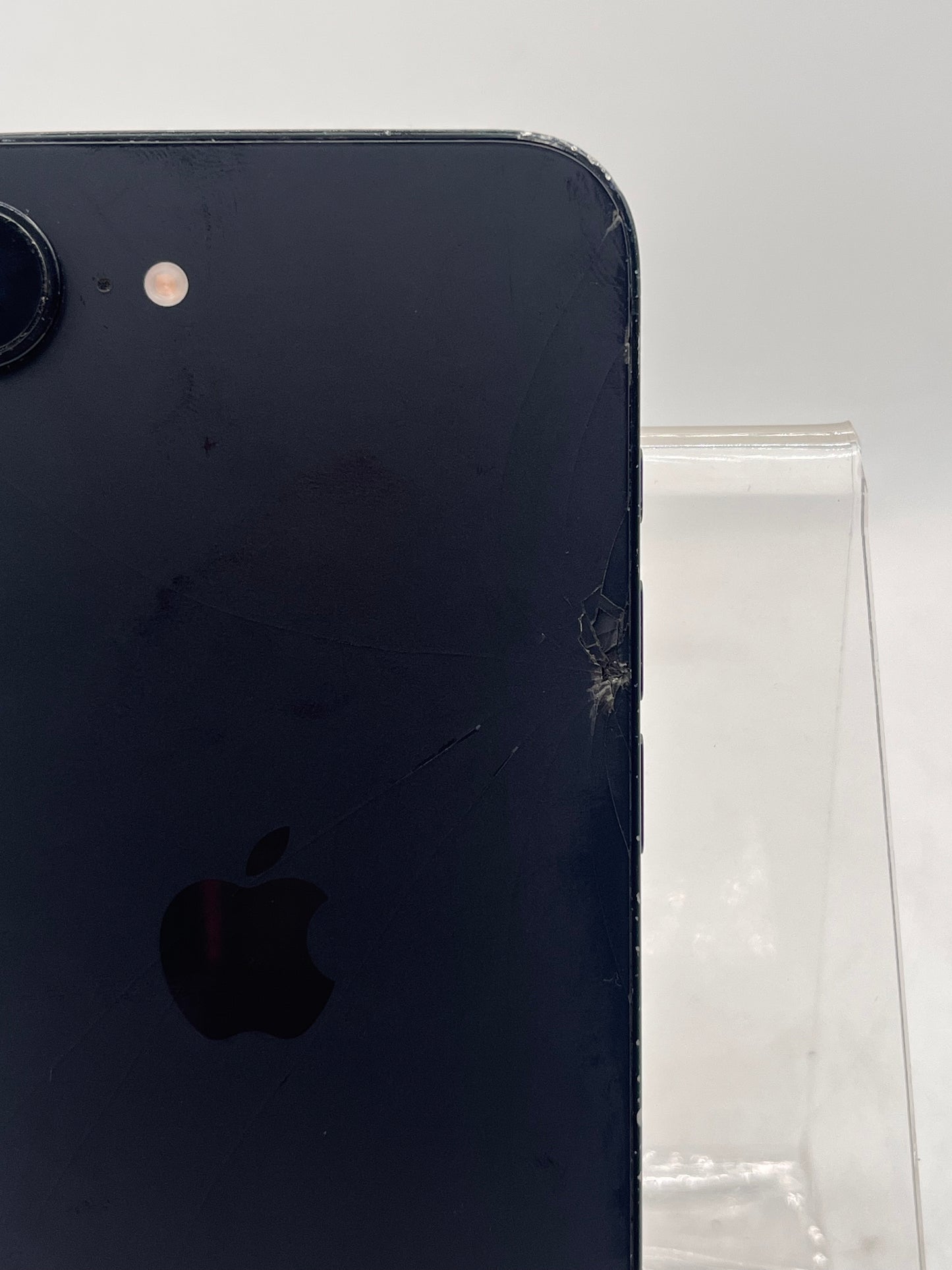 Unlocked Apple iPhone 16e MD0D4LL/A A3212 128GB - Black Broken for Parts