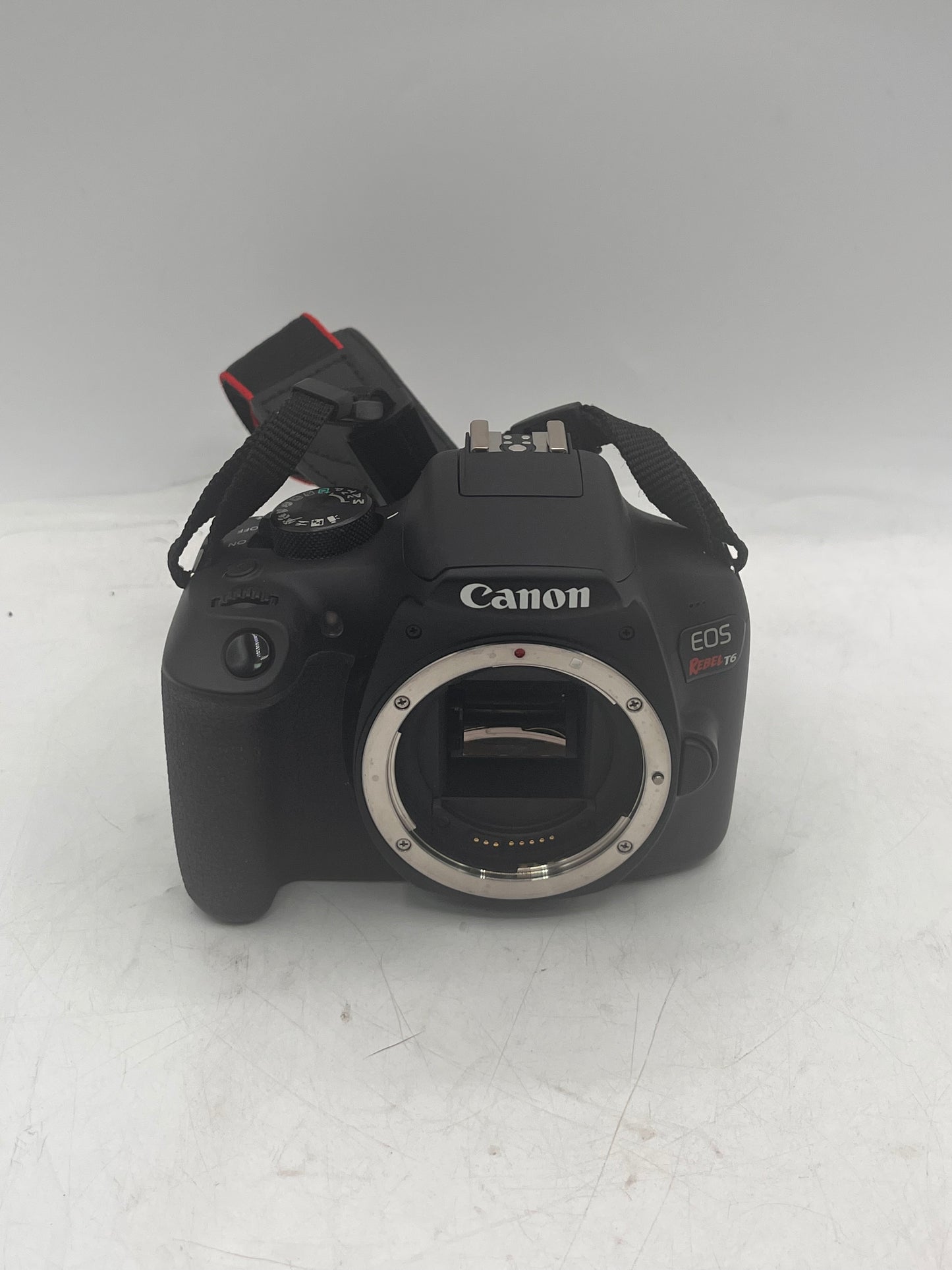 Canon EOS Rebel T6 Digital Camera w EF-S 18-55MM 1:3.5-5.6 IS II - Black Free Shipping