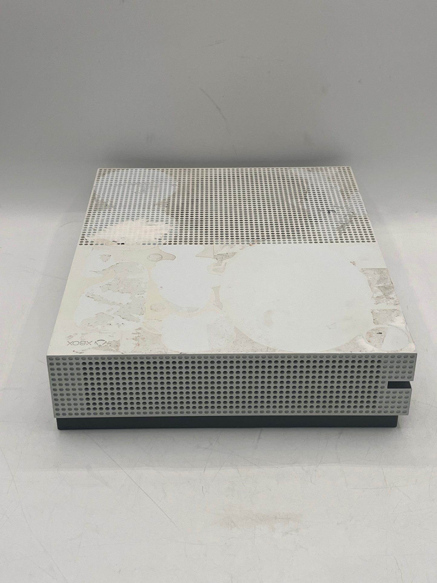 Microsoft Xbox One S (1681) 2016 1TB White Video Game Console
