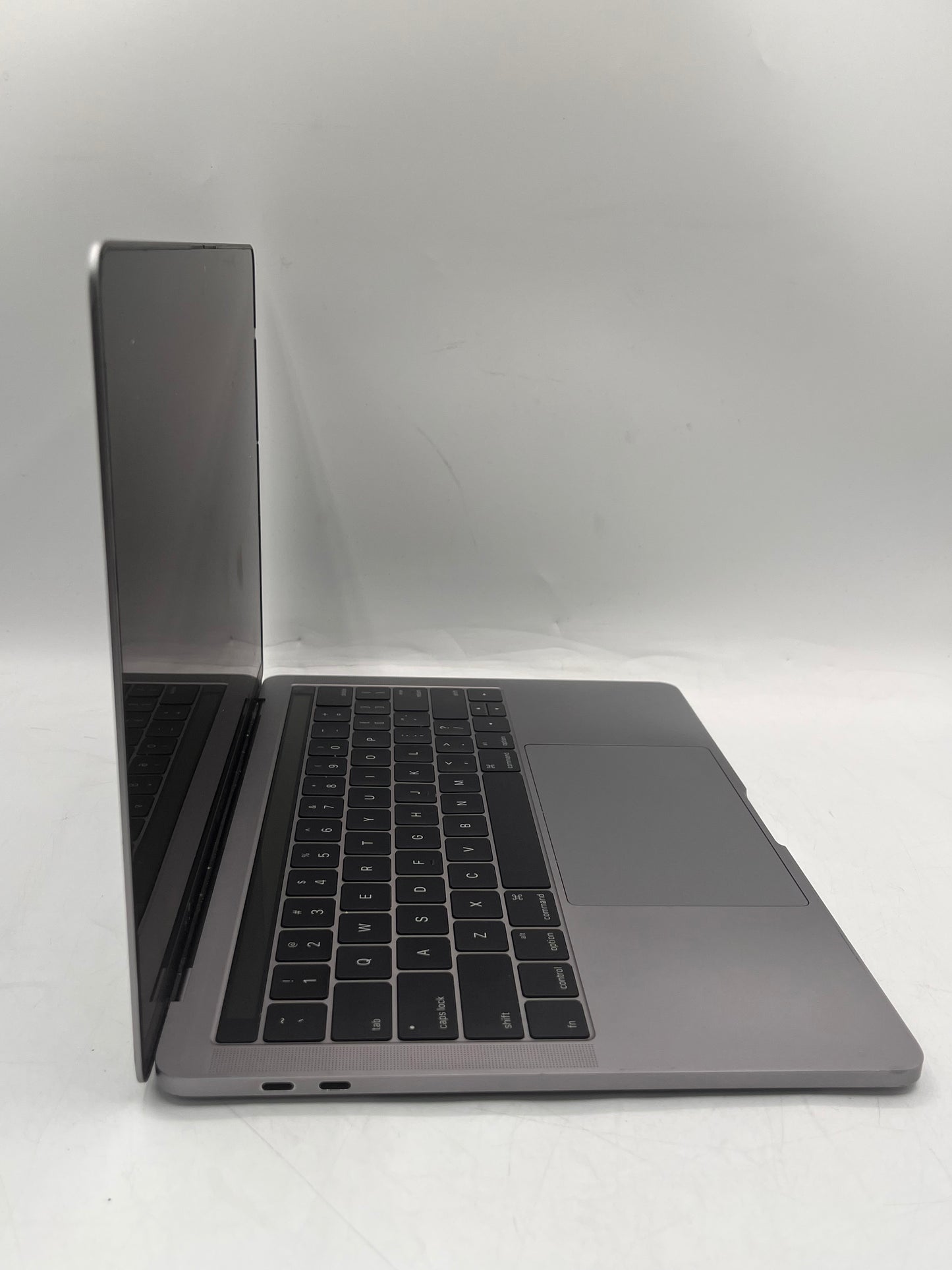 Apple MacBook Pro 13" A1706 MPXV2LL/A 16GB 1TB 2017 - Space Gray READ