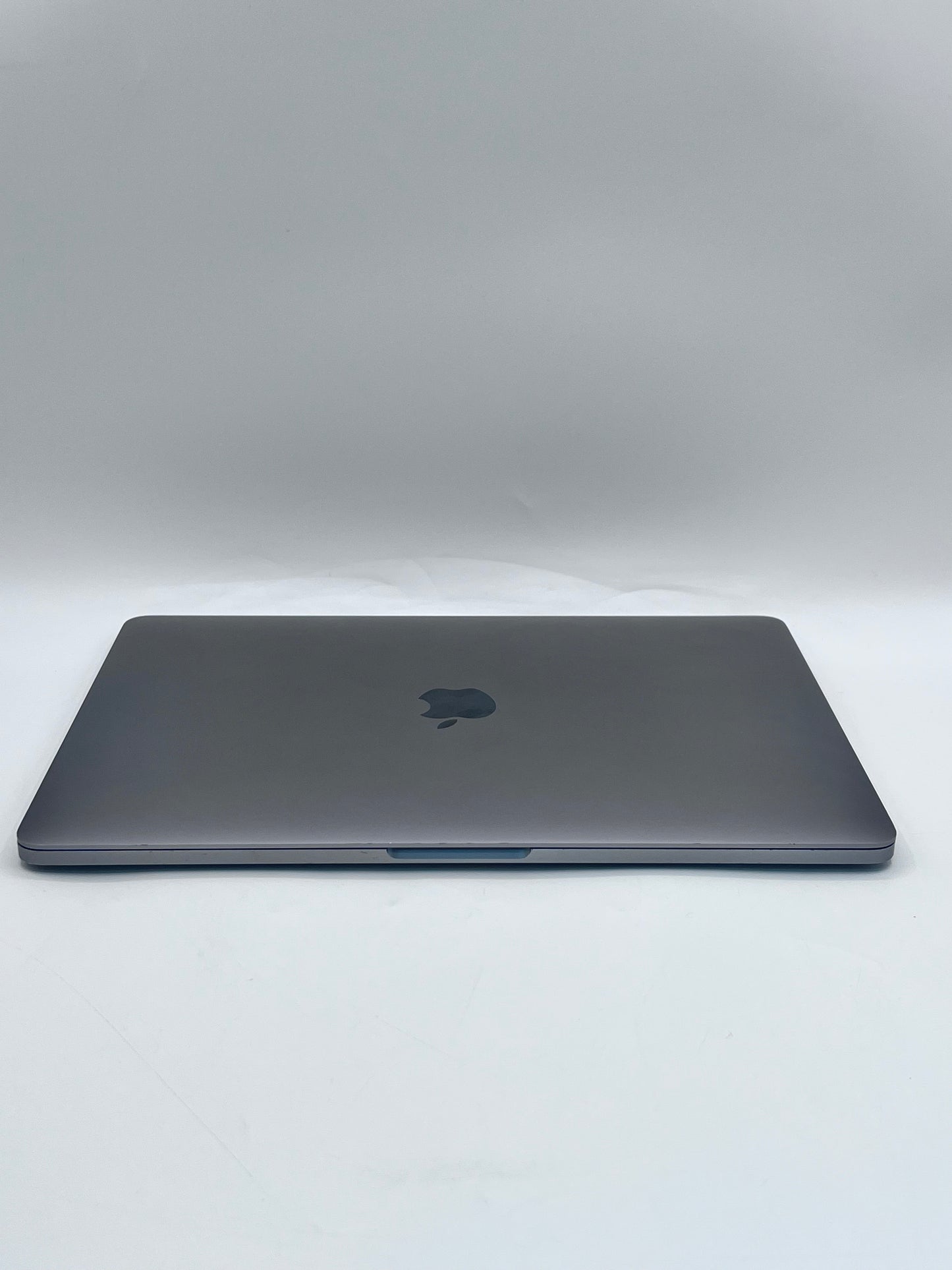 2017 MacBook Pro 13.3" i5-7360U @ 3.1GHz 8GB 256GB A1706 MPXV2LL/A Space Grey