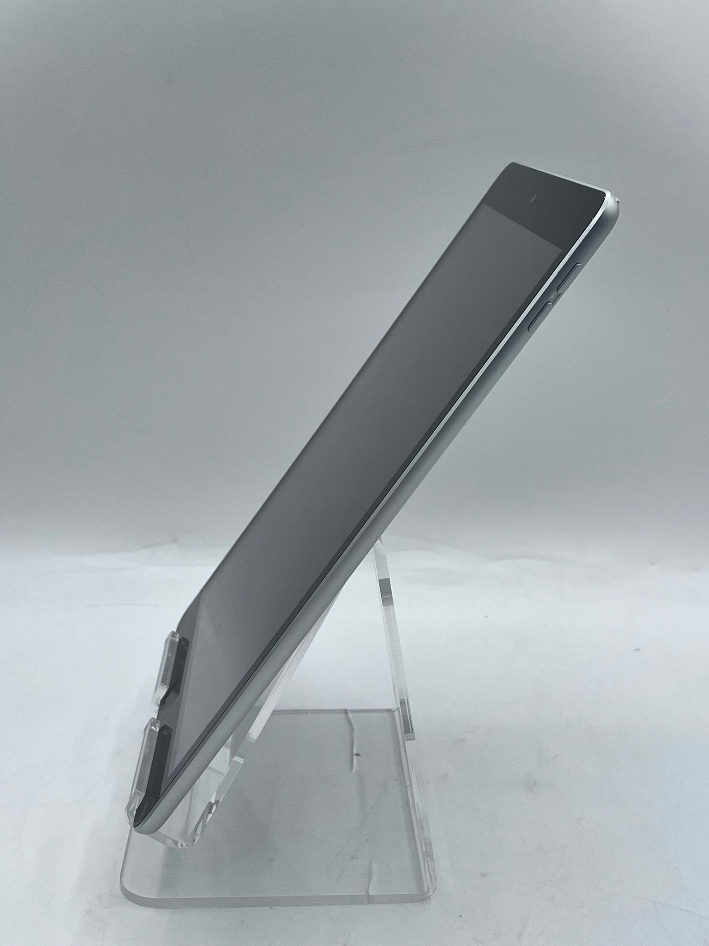 Apple iPad (9th Gen) A2602 MK2P3LL/A 10.2" 256GB Space Gray