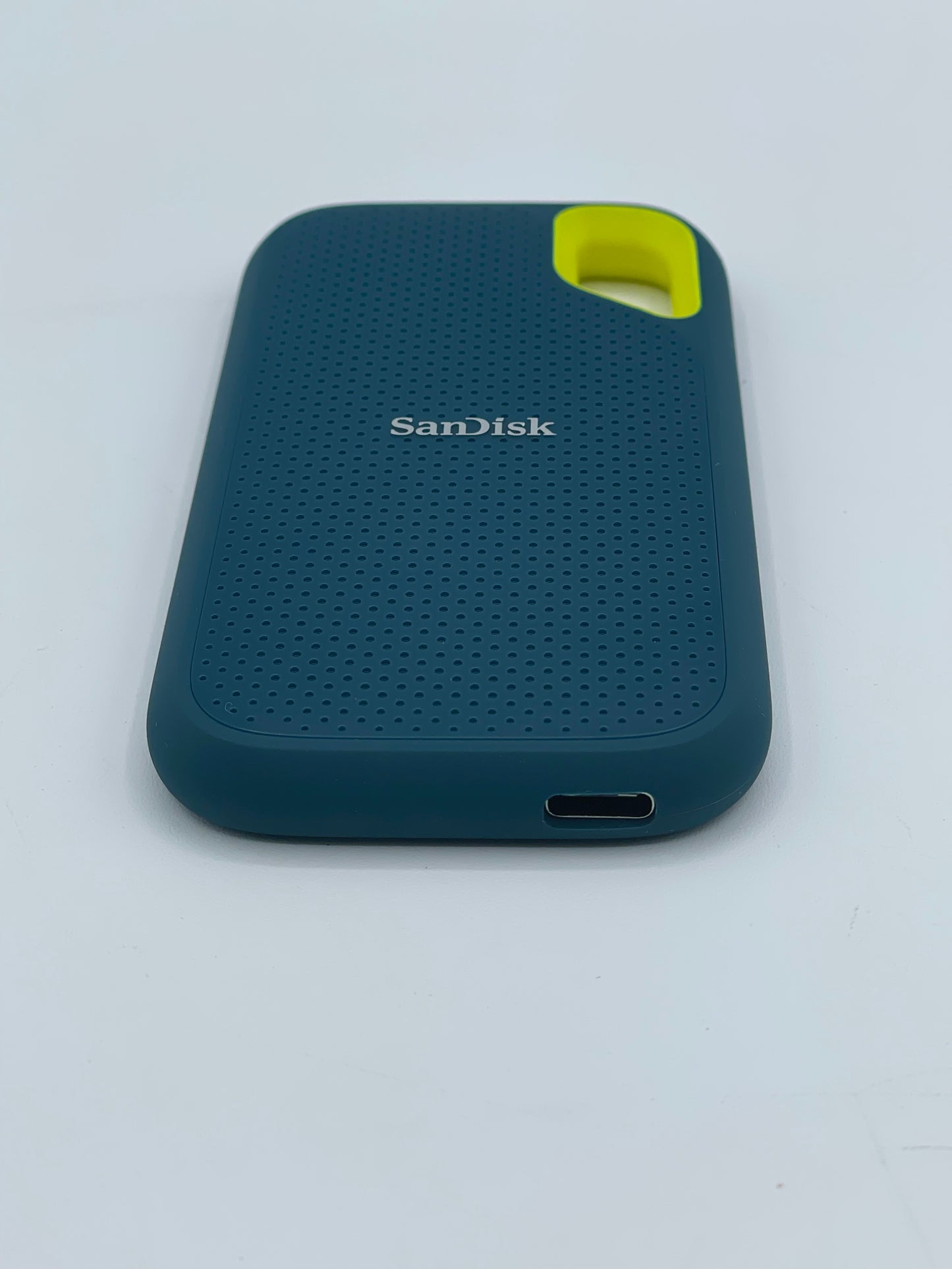 Sandisk Pro SSD 2TB Extreme Used Fast Solid State Drive
