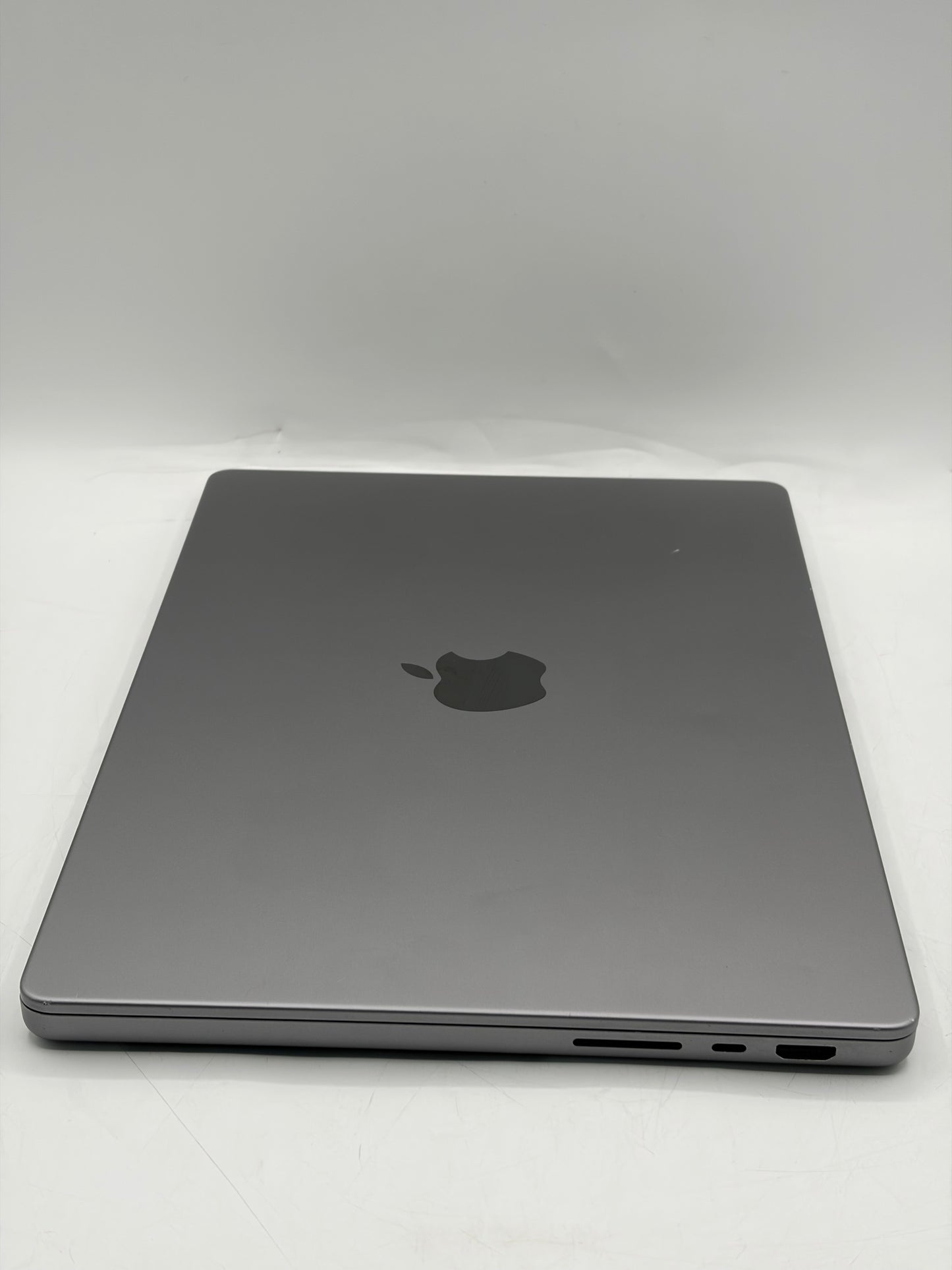 2021 Apple MacBook Pro 14" M1 Pro 16GB 512GB A2442 MKGR3LL/A Space Gray