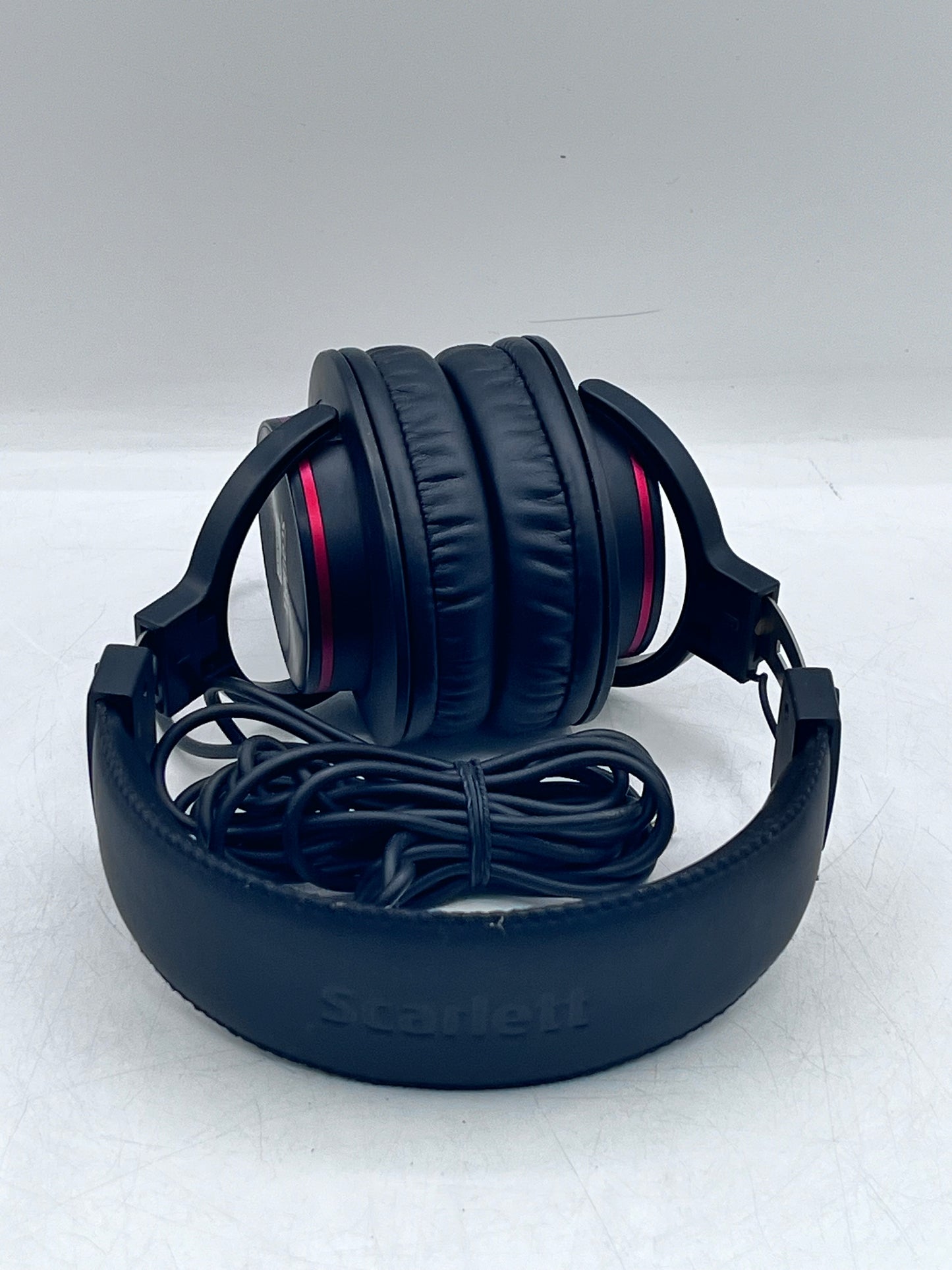 Scarlett Studio Bluetooth Headphones - Used - Black - Free Shipping & Returns