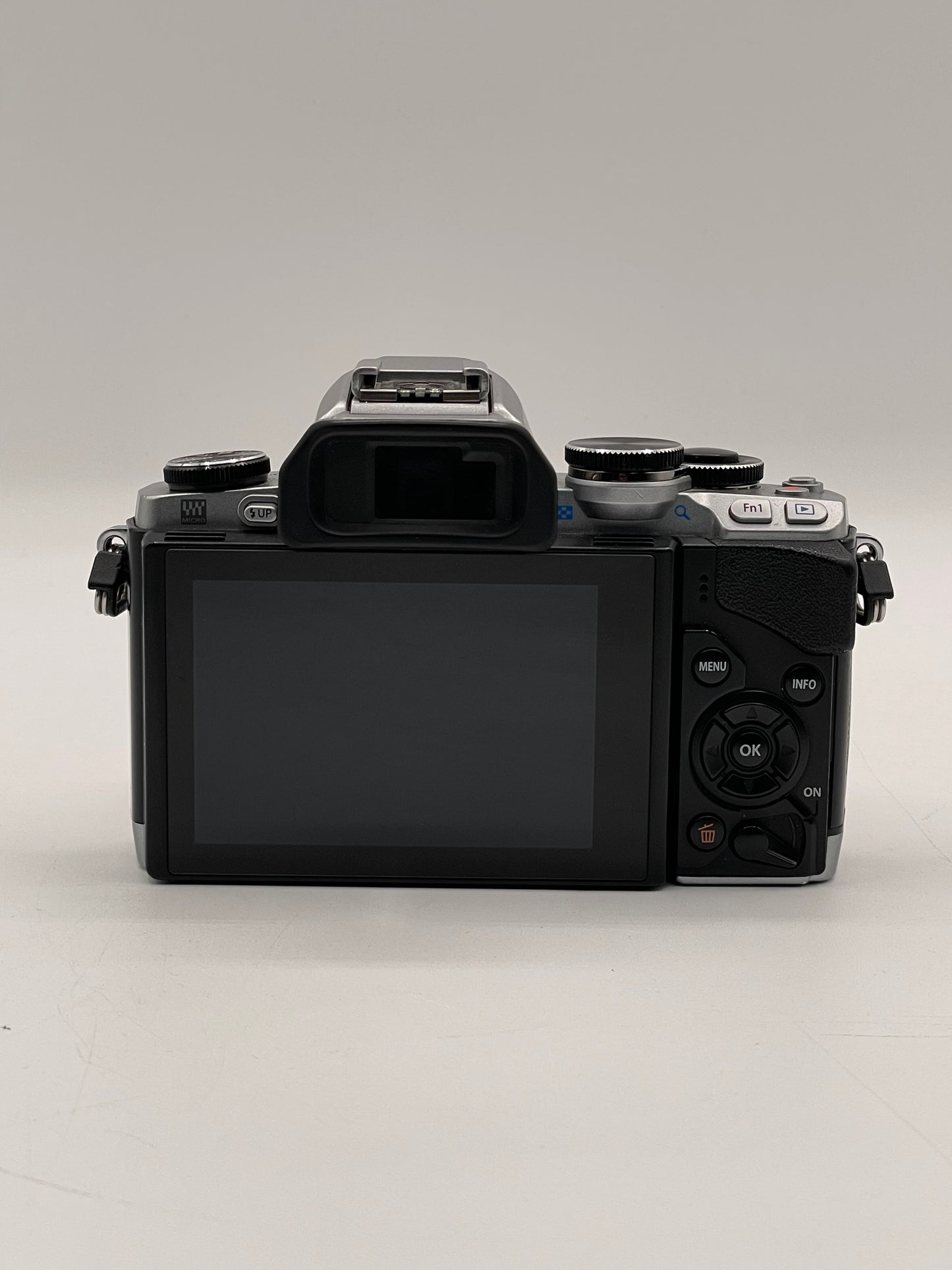 Olympus OM-D E-M10 Digital Camera Silver with 2 Batteries