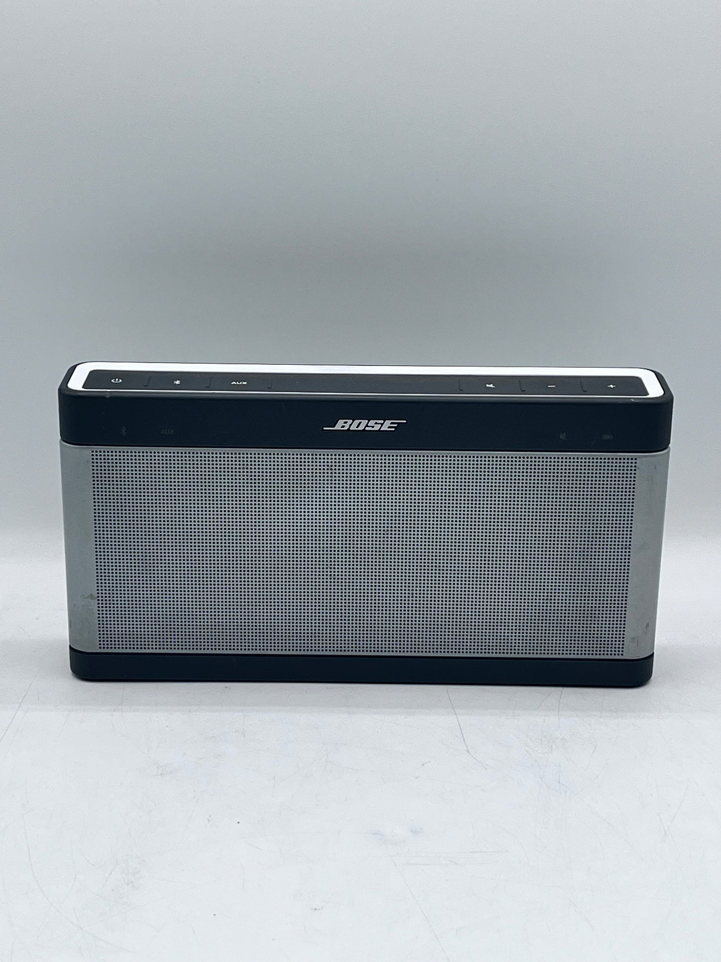 Bose SoundLink III Sound Link 3 Bluetooth Portable Speaker 414255 Grey