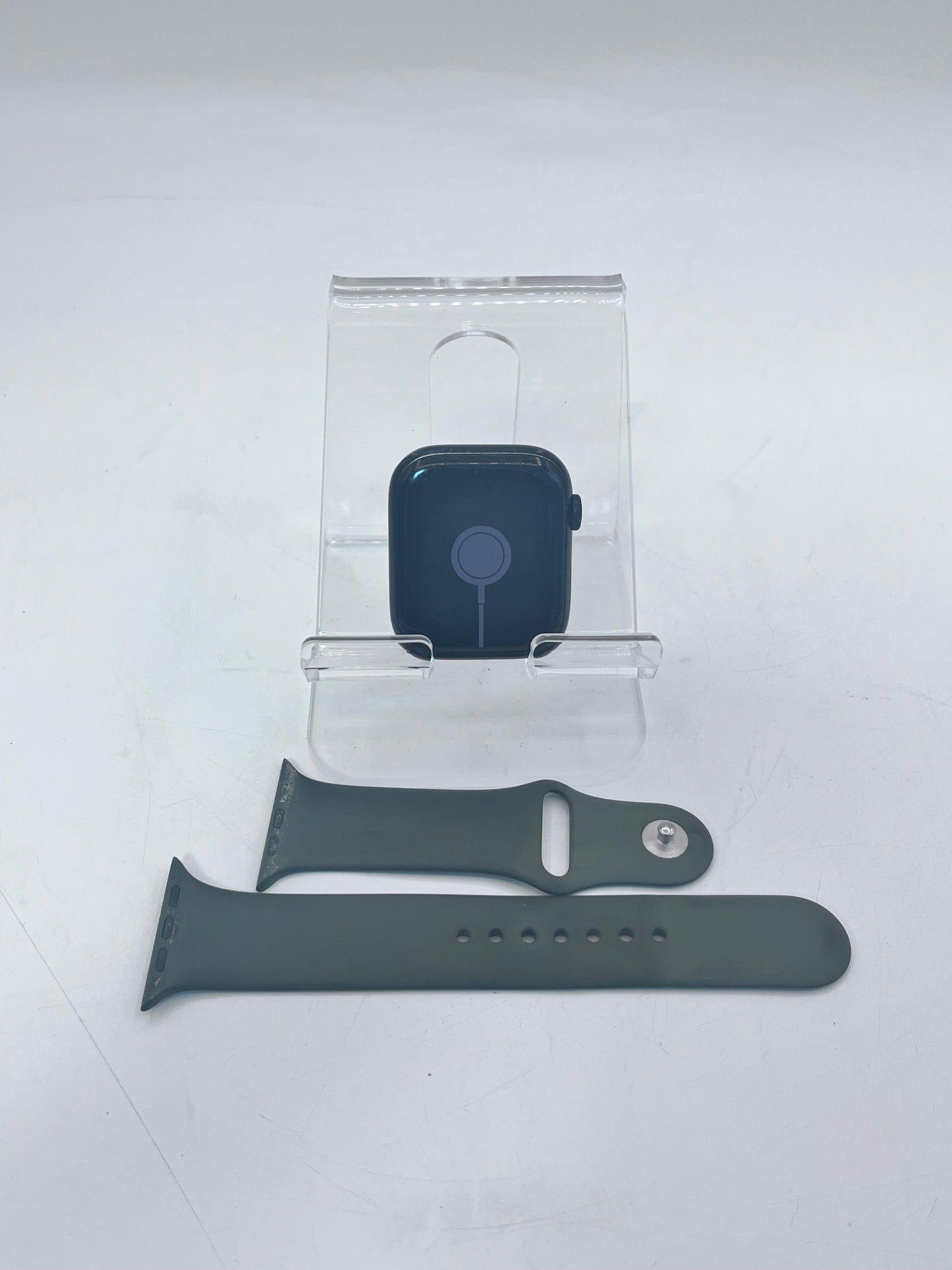 Apple Watch Series 8 A2771 45mm Solo Loop Band GPS  - Black