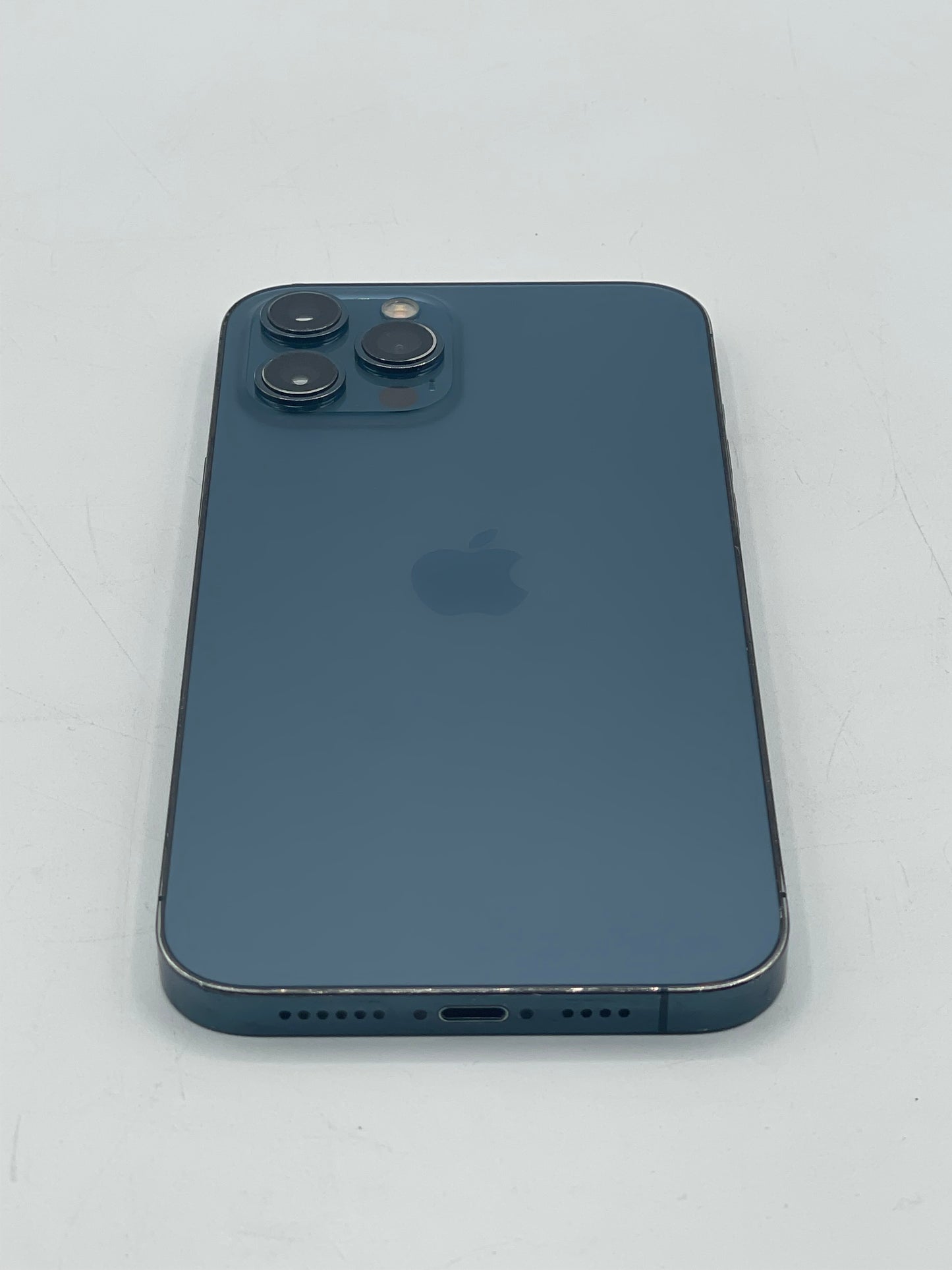 Unlocked Apple iPhone 12 Pro Max 6.7" 256GB Blue A2342 MG9X3LL/A 87% Battery
