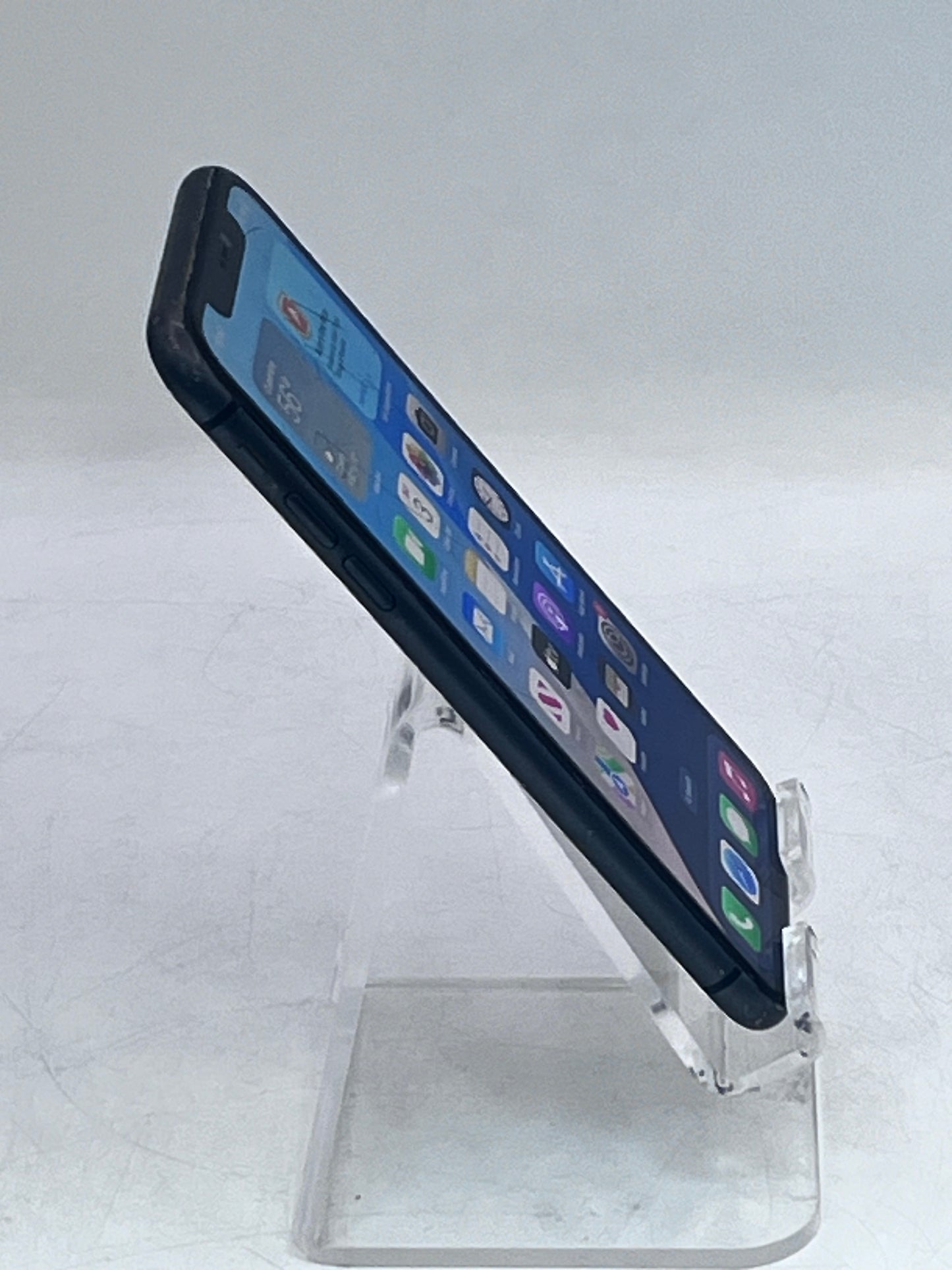 Apple iPhone 11 A2111 - 64GB - Unlocked - Black - Used