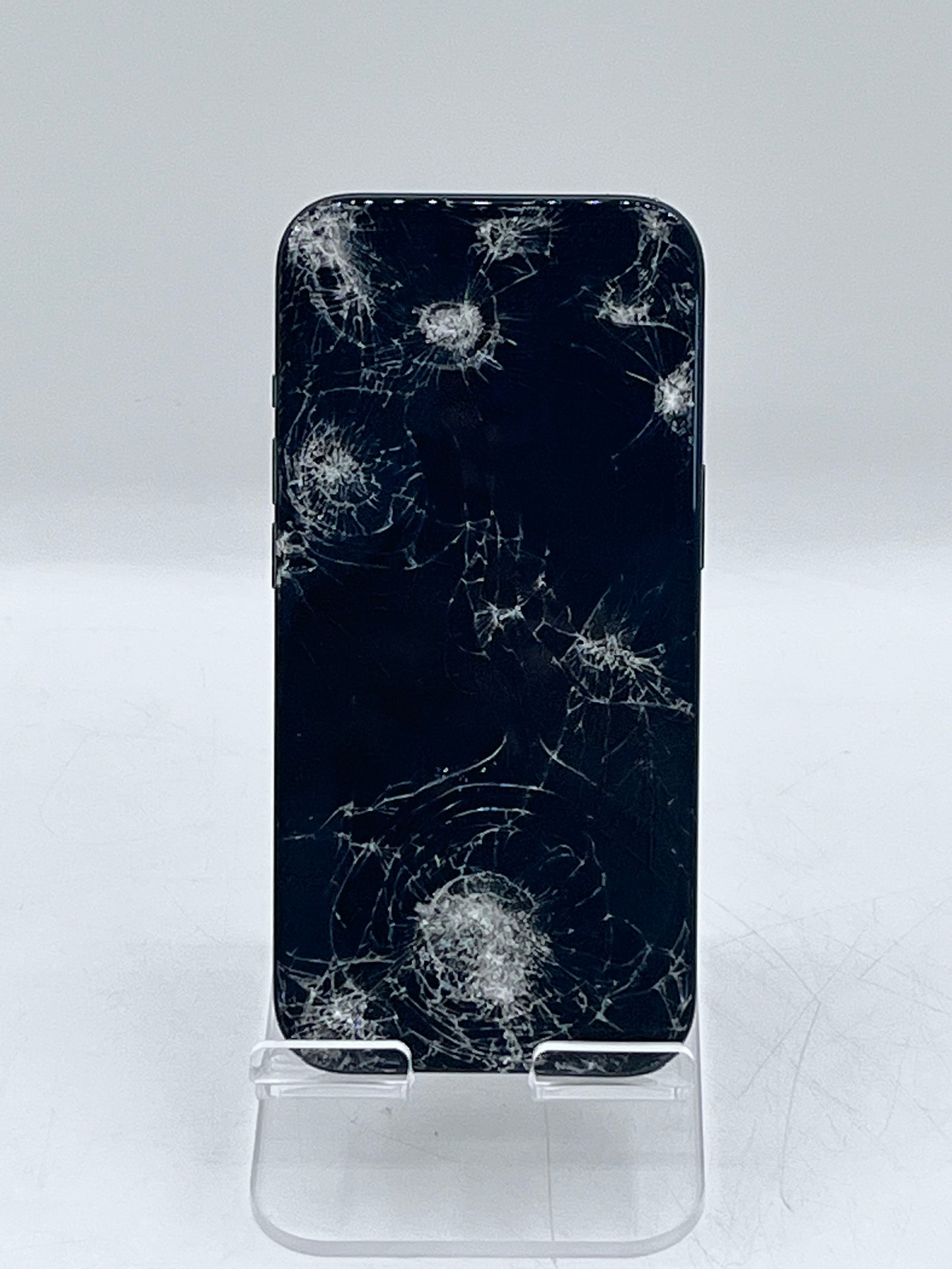 Apple iPhone 15 128GB A2846 MTPJ3LL/A Boost Only READ