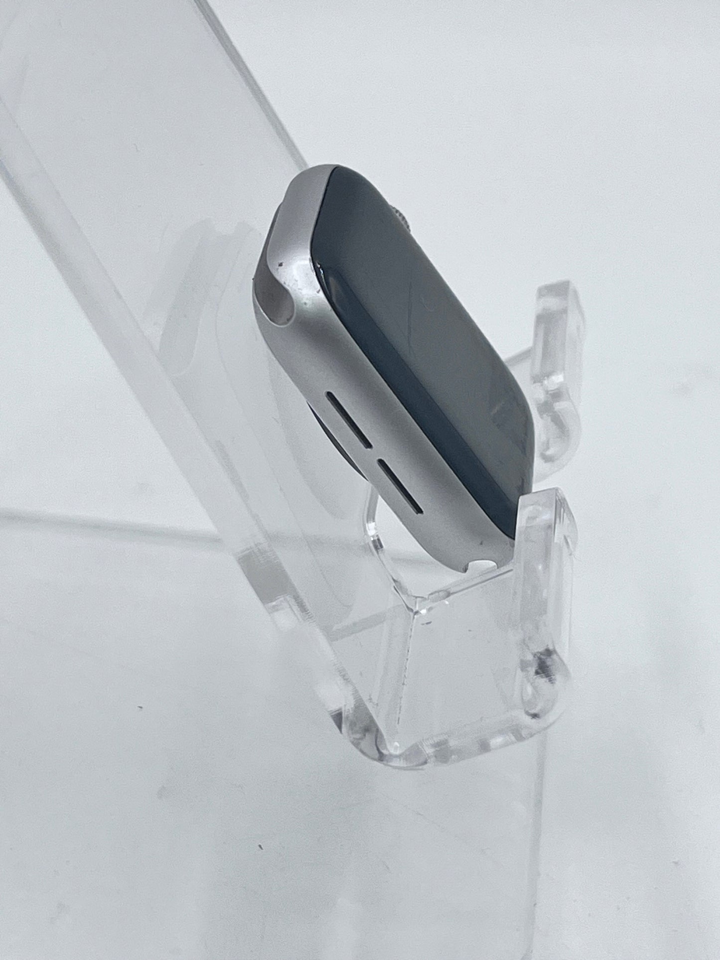 Apple Watch SE (2nd Gen) 40mm GPS Only - Silver