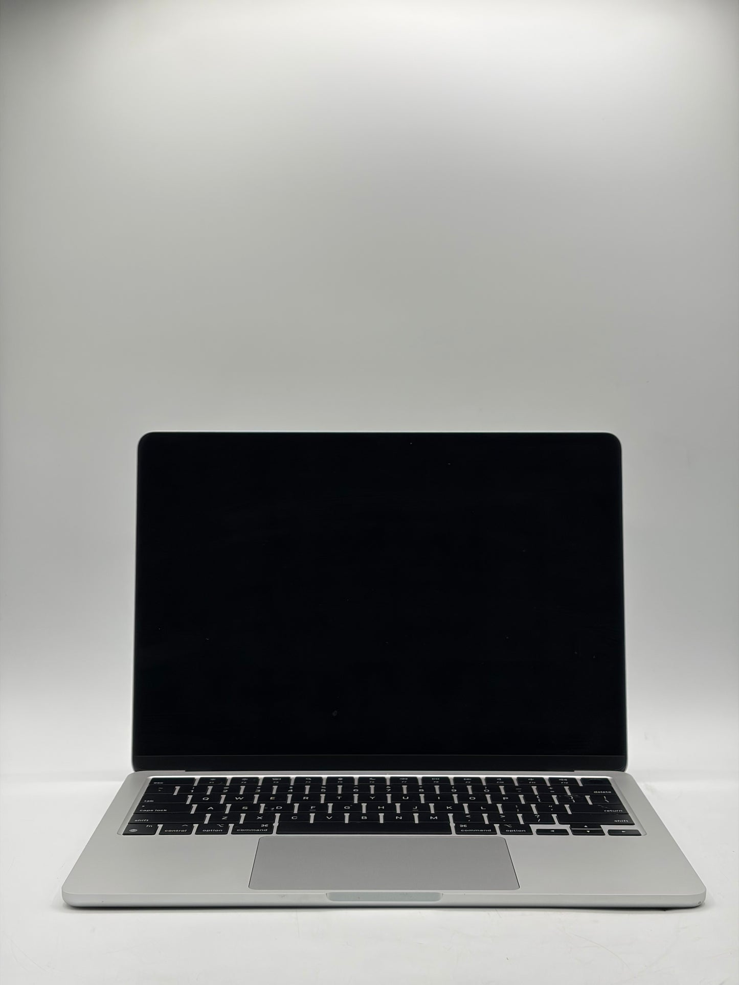 2022 Apple MacBook Air 13.3" M2 8C GPU A2681 16GB 256GB Silver 117 Cycle Count