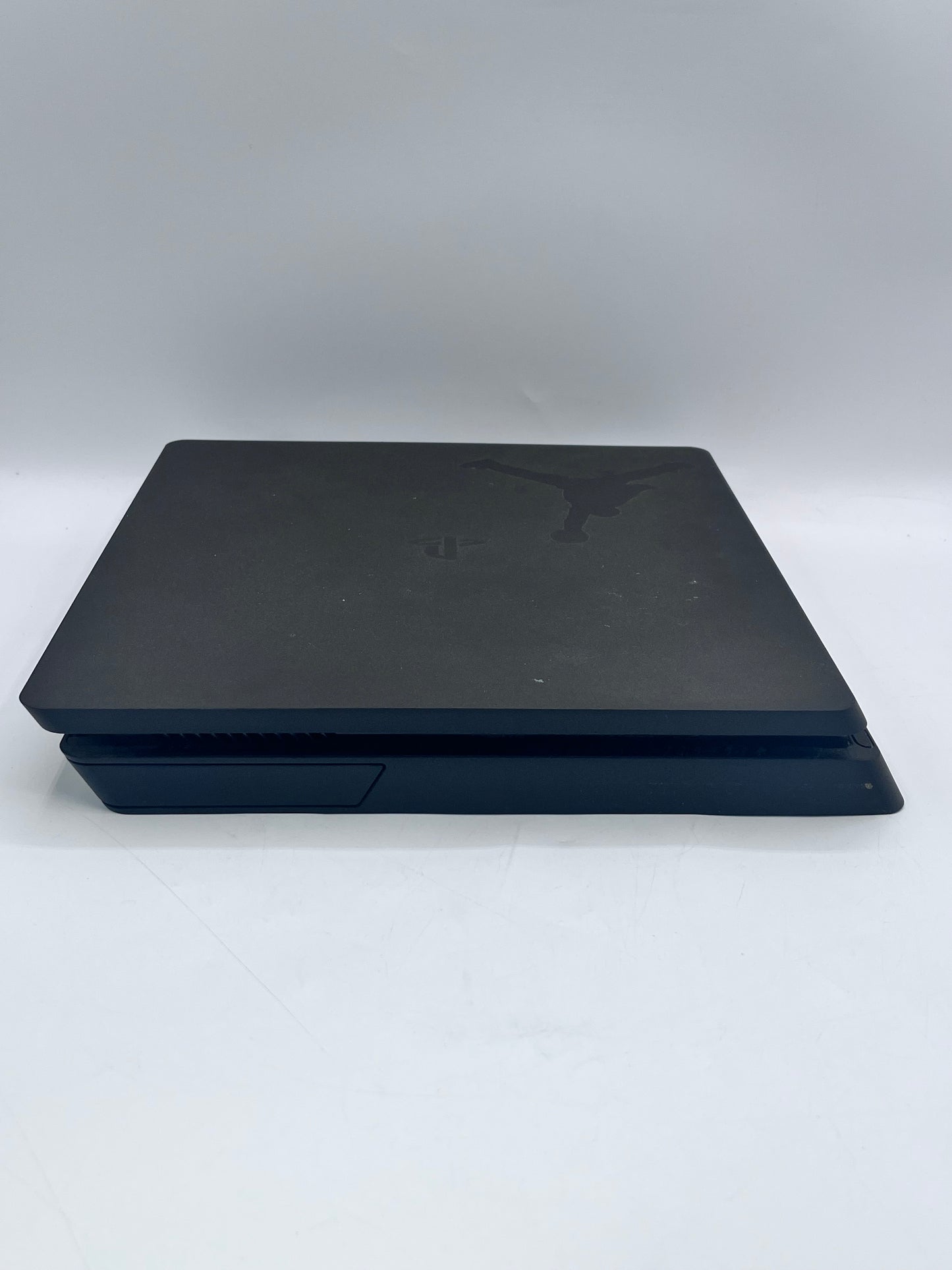 Sony PlayStation 4 Slim CUH-2015B 1TB Console Black