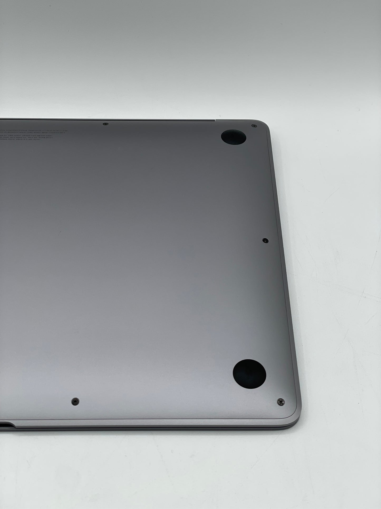 2020 Apple MacBook Air 13.3" 8C M1 7C GPU 8GB 256GB A2337