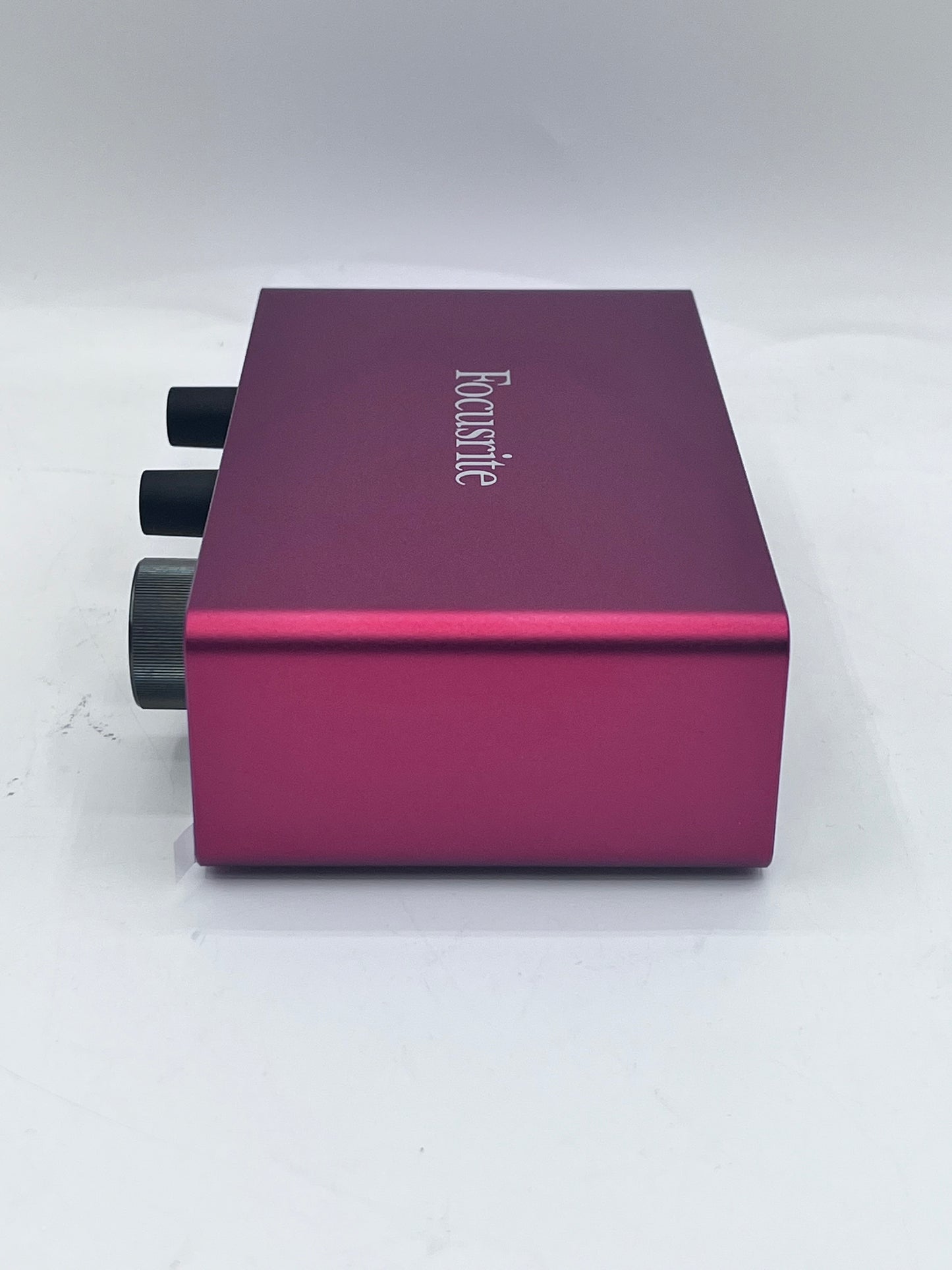 Focusrite Scarlett Solo 3rd Gen 2-Channel Pro Audio Interface Excellent Condition