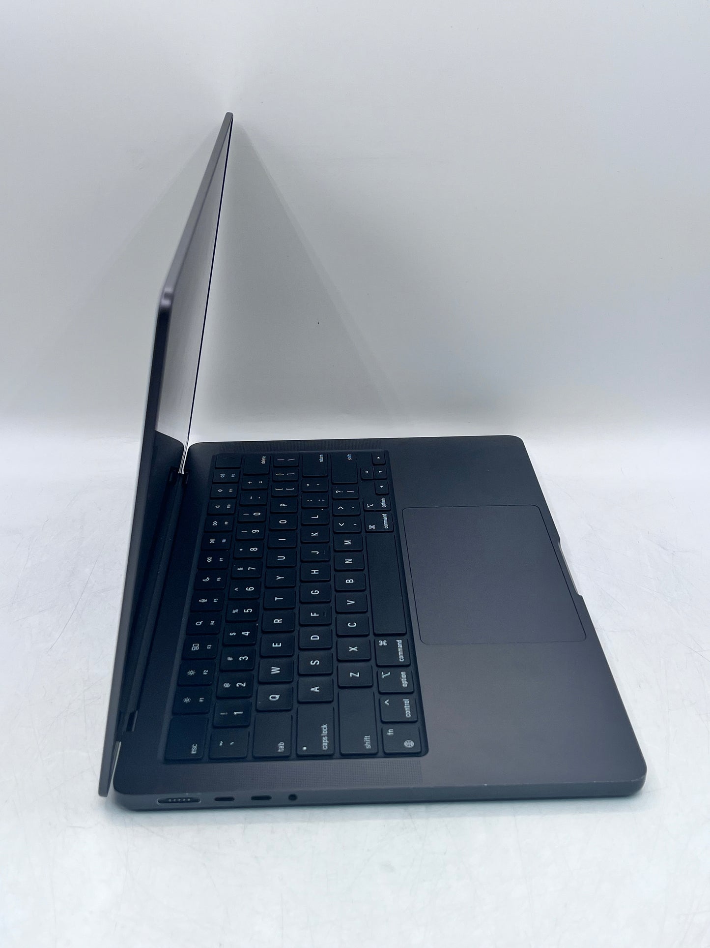 2023 Apple MacBook Pro 14", Apple M3 Pro, 18GB 1TB A2992 MRX33LL/A Excellent Condition