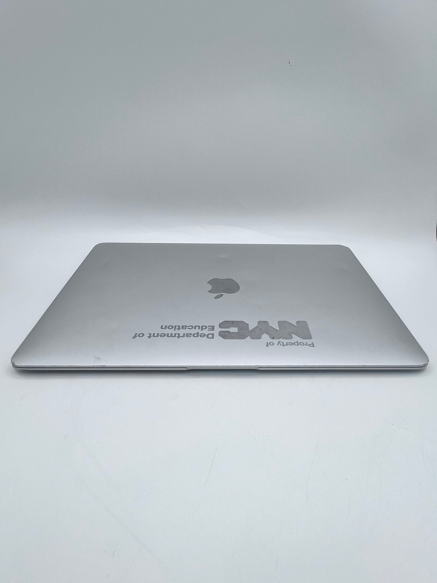 2020 Apple MacBook Air 13.3" M1 7C 8GB 128GB A2337 REMOTELY MANAGED CRACKED