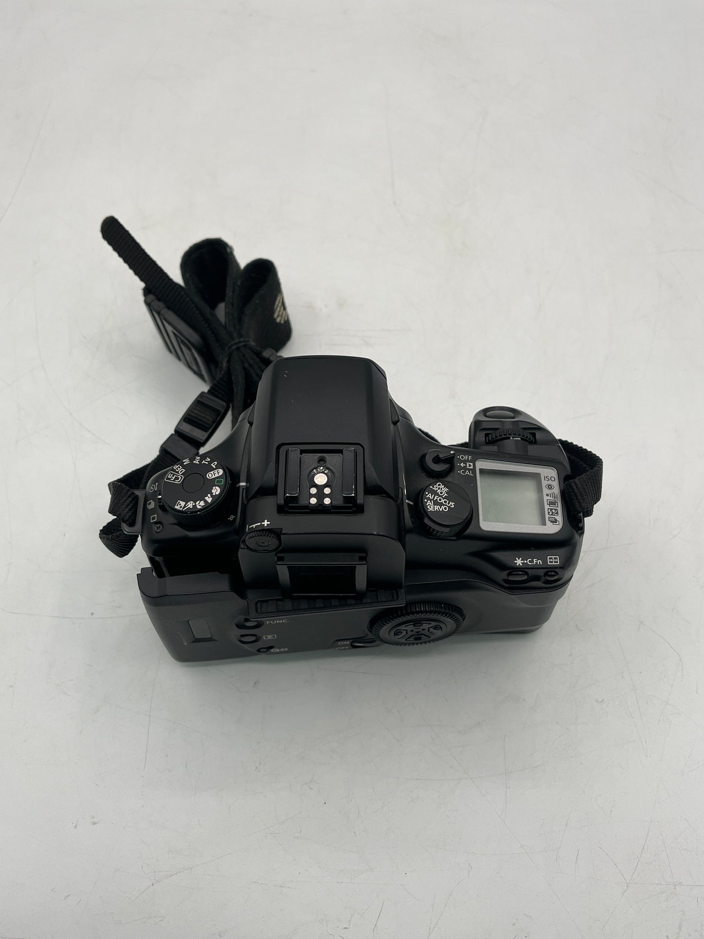 Canon EOS Elan 7E 35mm DSLR Camera Body with Strap READ