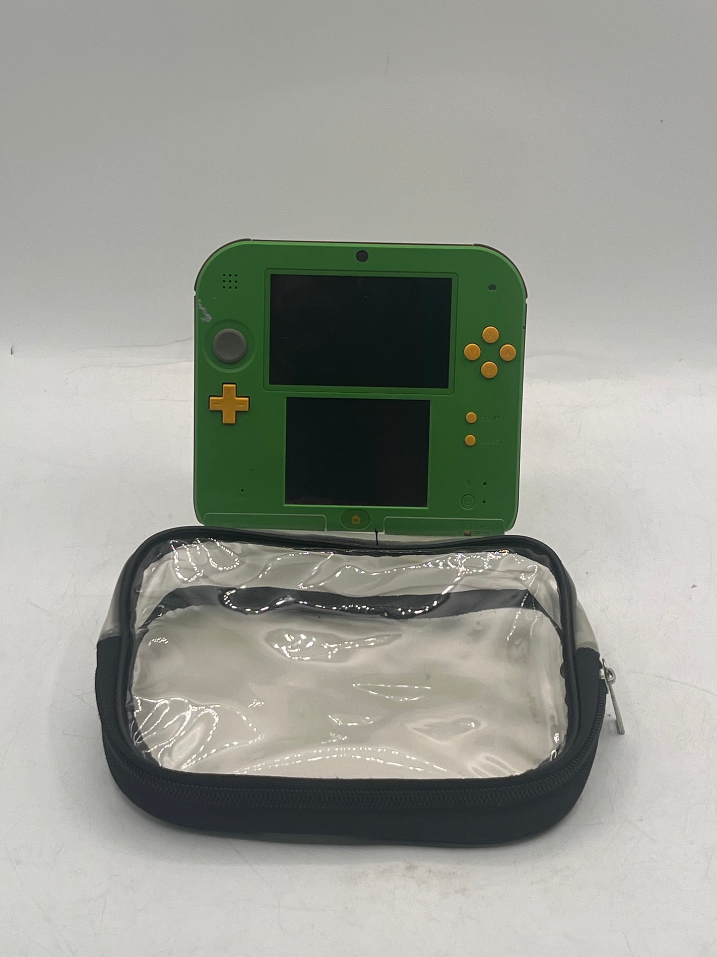 Nintendo 2DS (FTR-001) 2013 Handheld Game System  4GB  Green READ