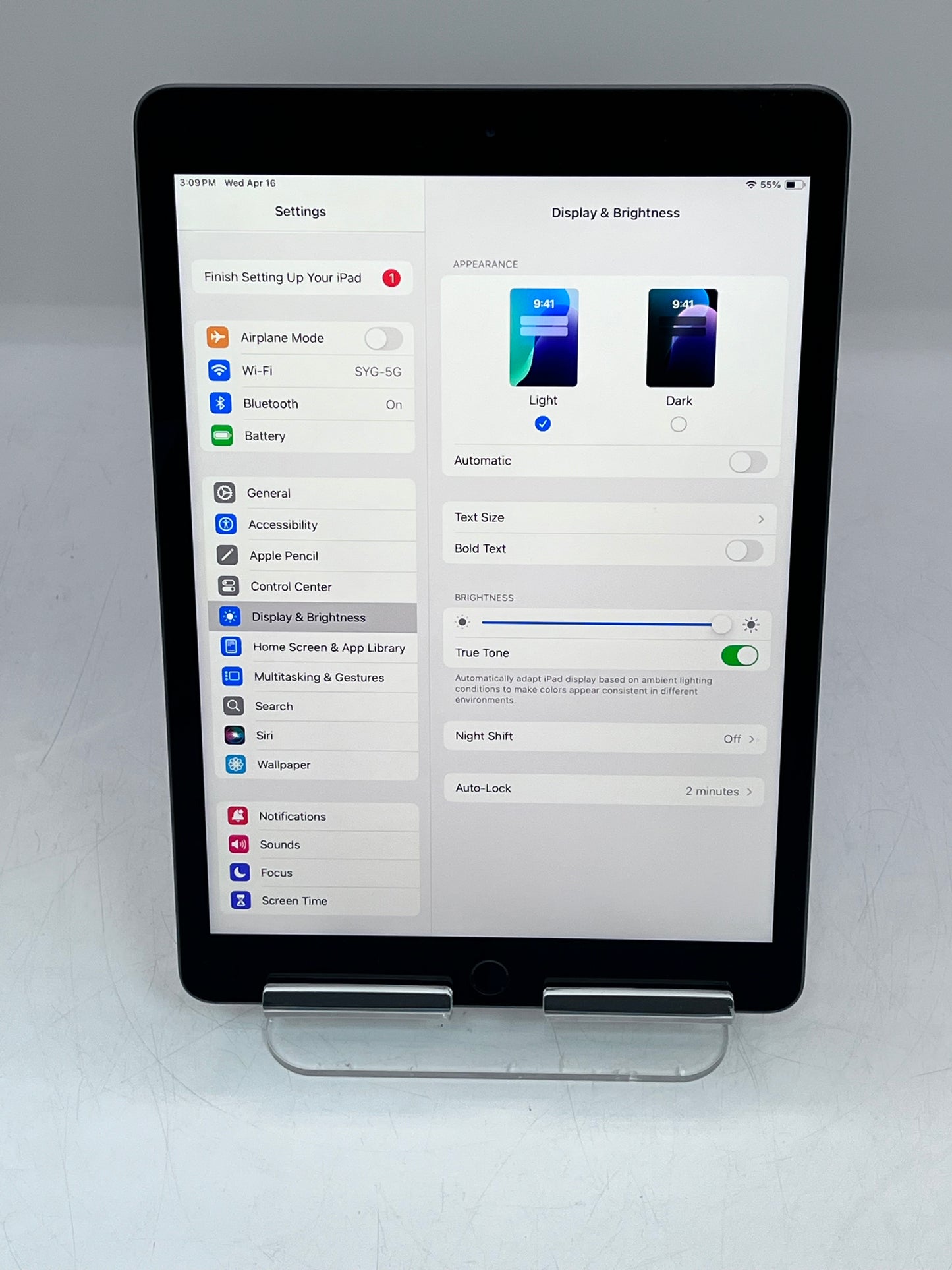 Apple iPad (8th Gen) A2270 32GB WiFi Tablet - Space Gray - Used