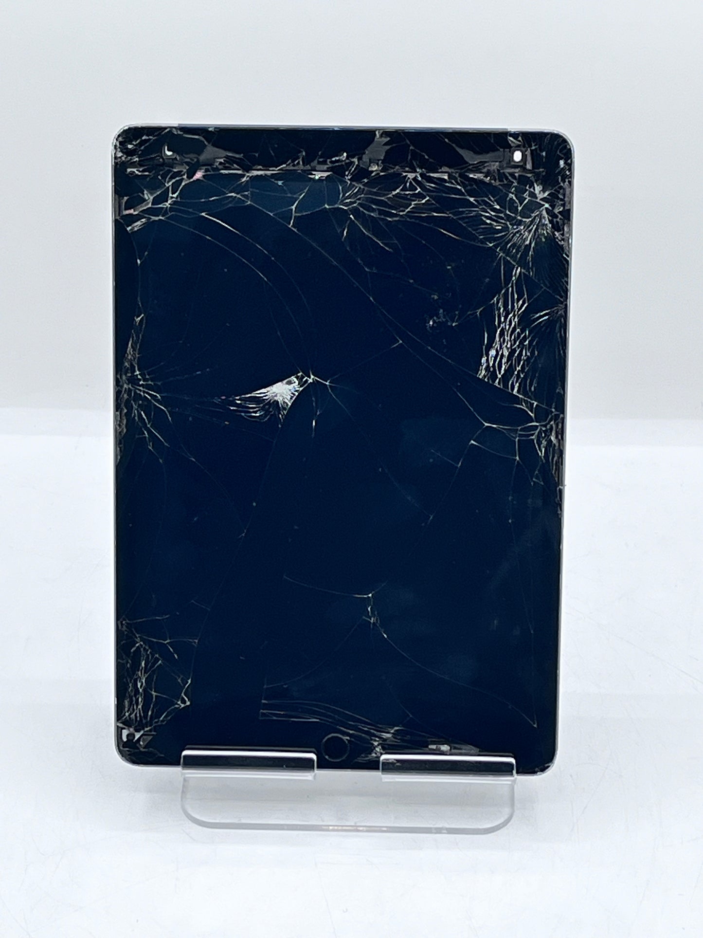 Apple iPad (9th Gen) A2603 - Space Gray - Broken - Cellular - 64GB