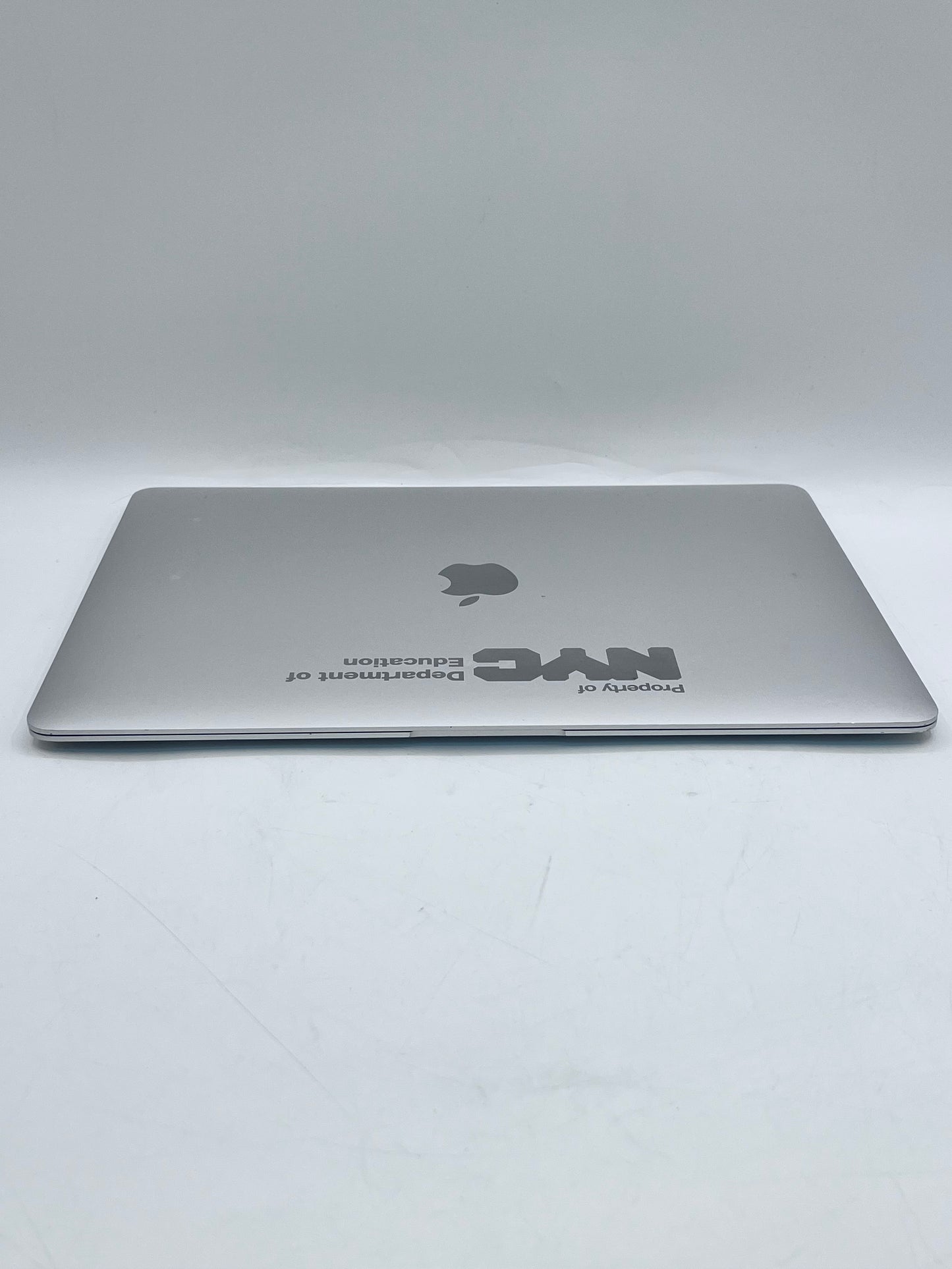 2020 Apple MacBook Air 13.3" M1 7C 8GB 256GB A2337 REMOTELY MANAGED 45 CC