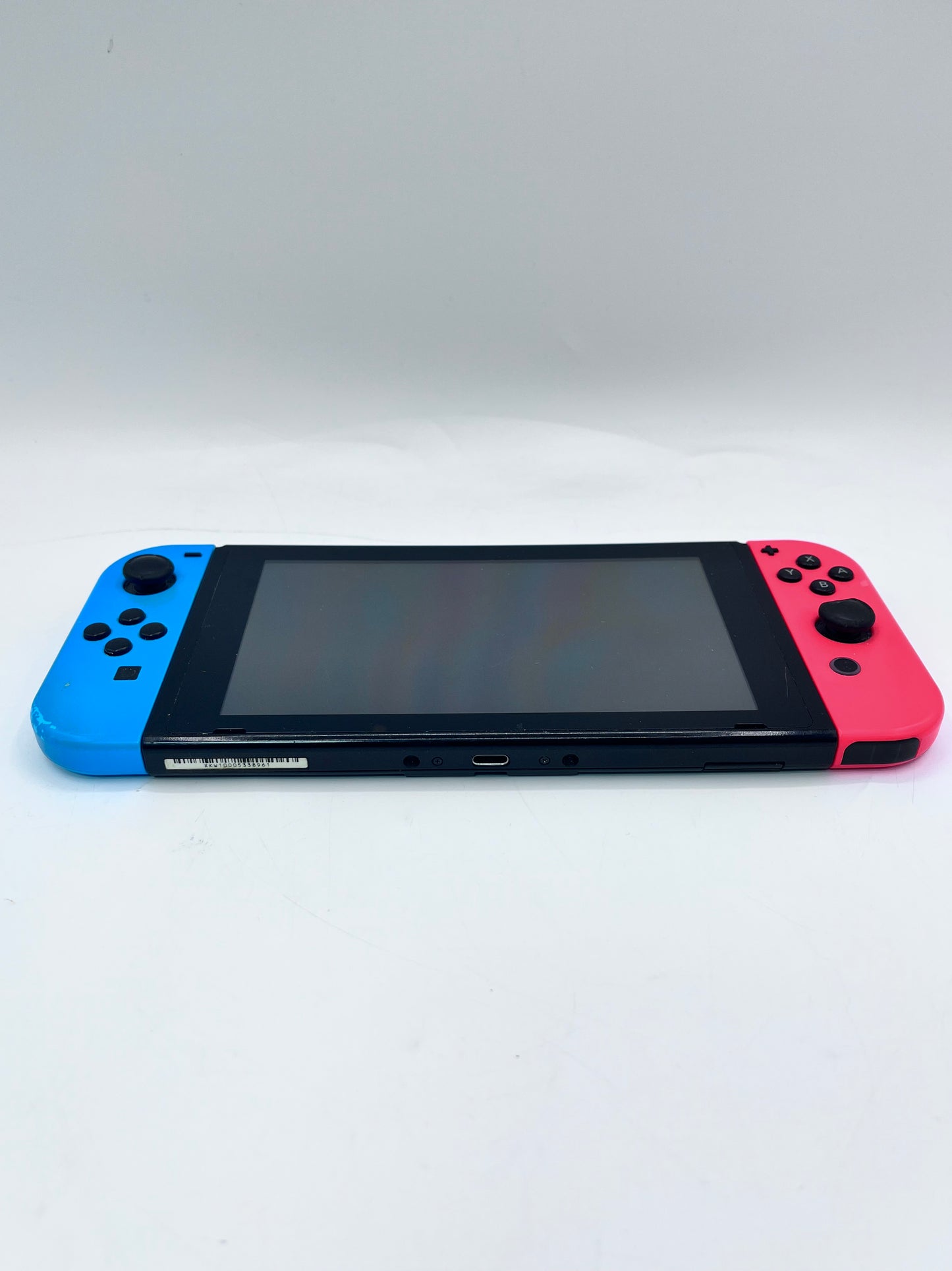 Nintendo Switch HAC-001 w/ Console Joy-Con, Dock, Charger, SD Card Tested