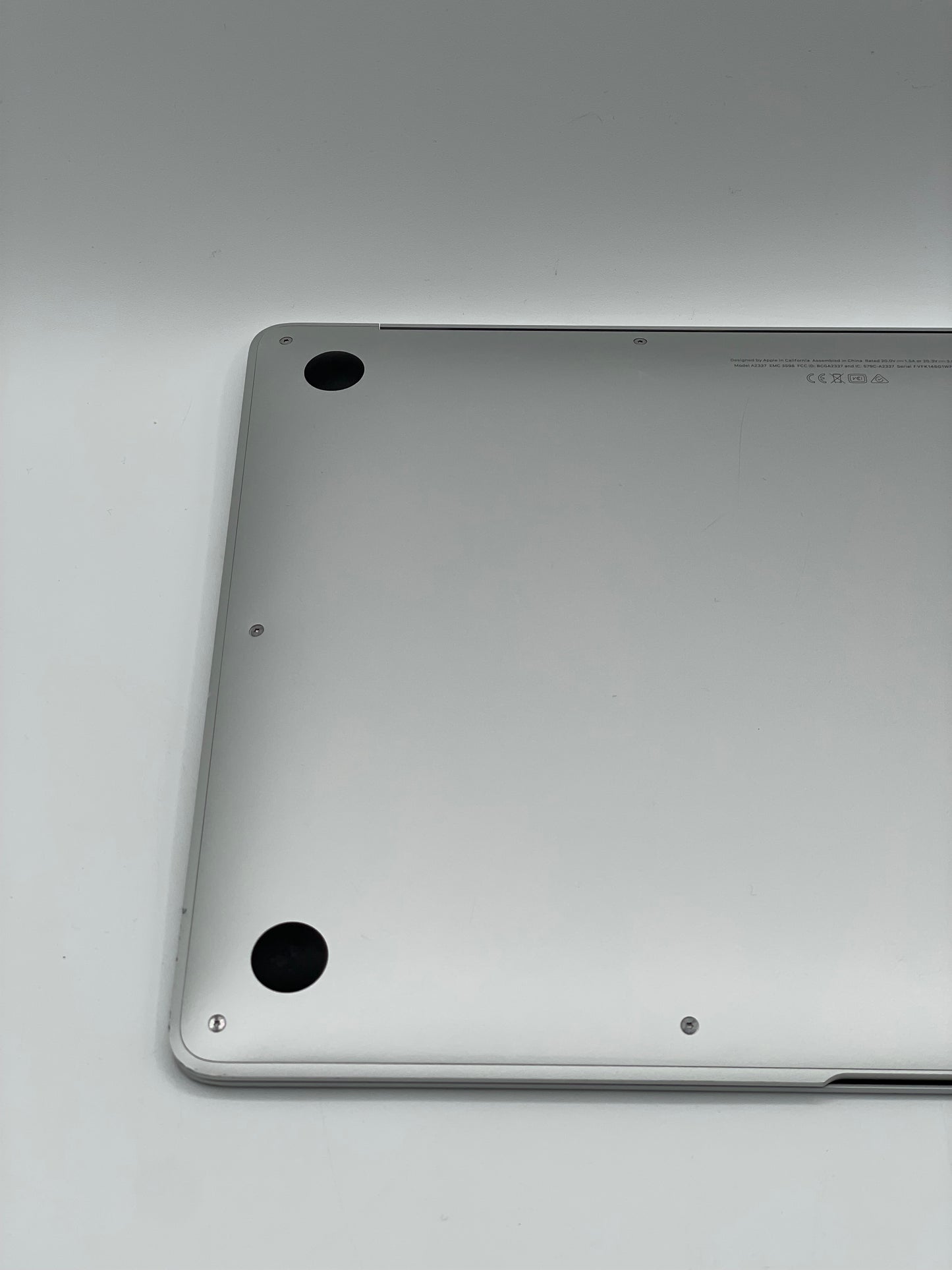 2020 Apple MacBook Air 13.3" M1 7C 8GB 256GB A2337 REMOTELY MANAGED