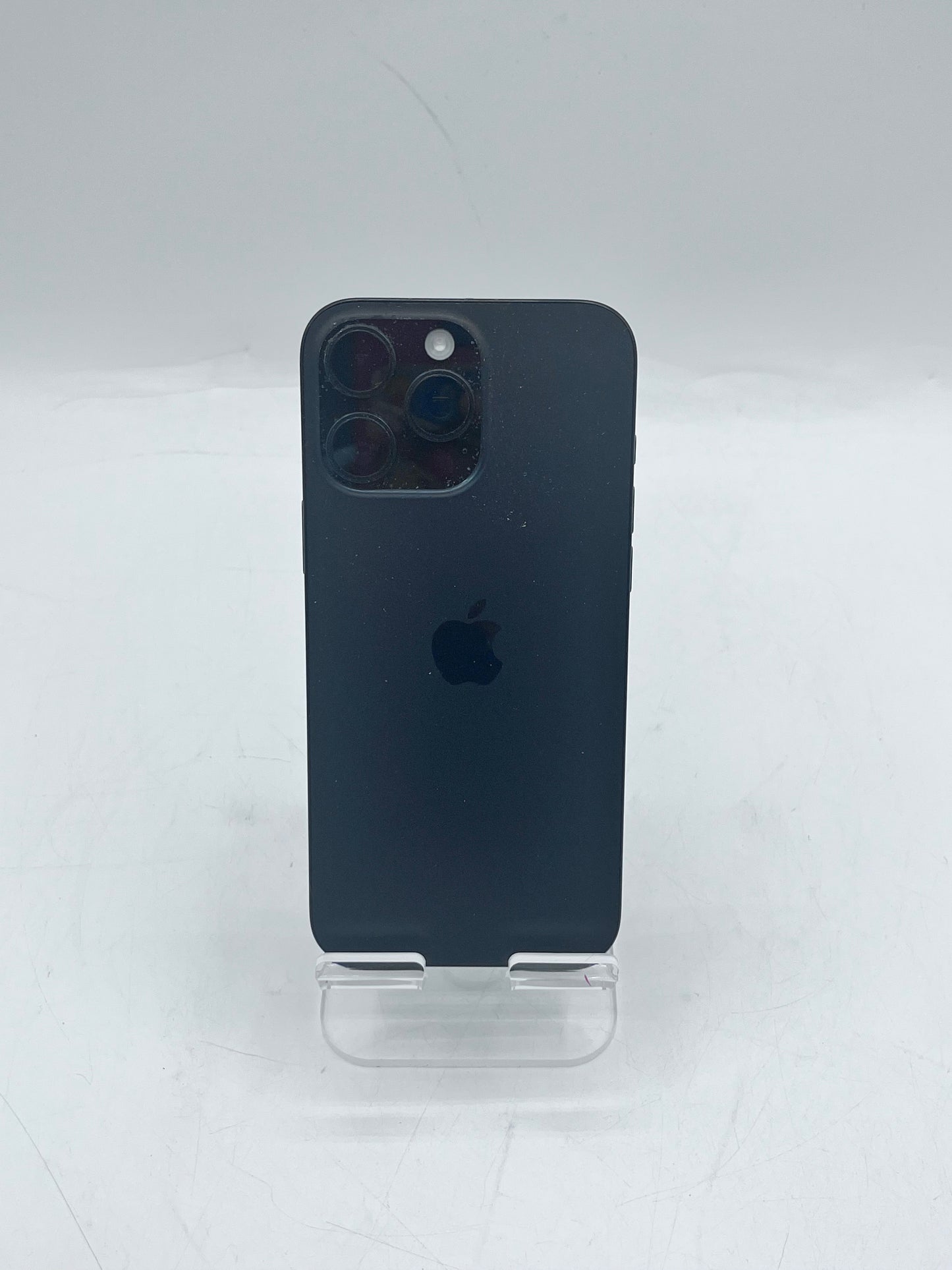 Unlocked  Apple iPhone 16 Pro Max A3084 MYWC3LL/A 1TB 95% BH Black Titanium