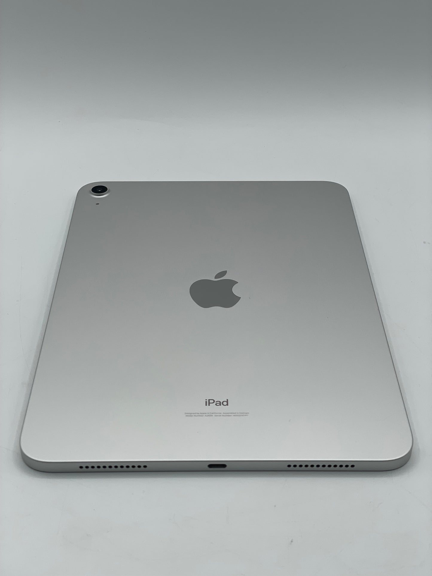 Wi-Fi Only Apple iPad 10th Gen 64GB A2696 MPQ03LL/A - Silver