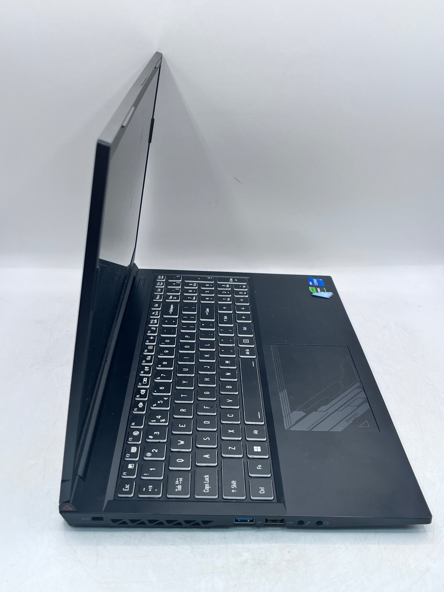 Gigabyte RC555 Laptop Intel i7-12650H RTX 4060 16GB 500GB - Black