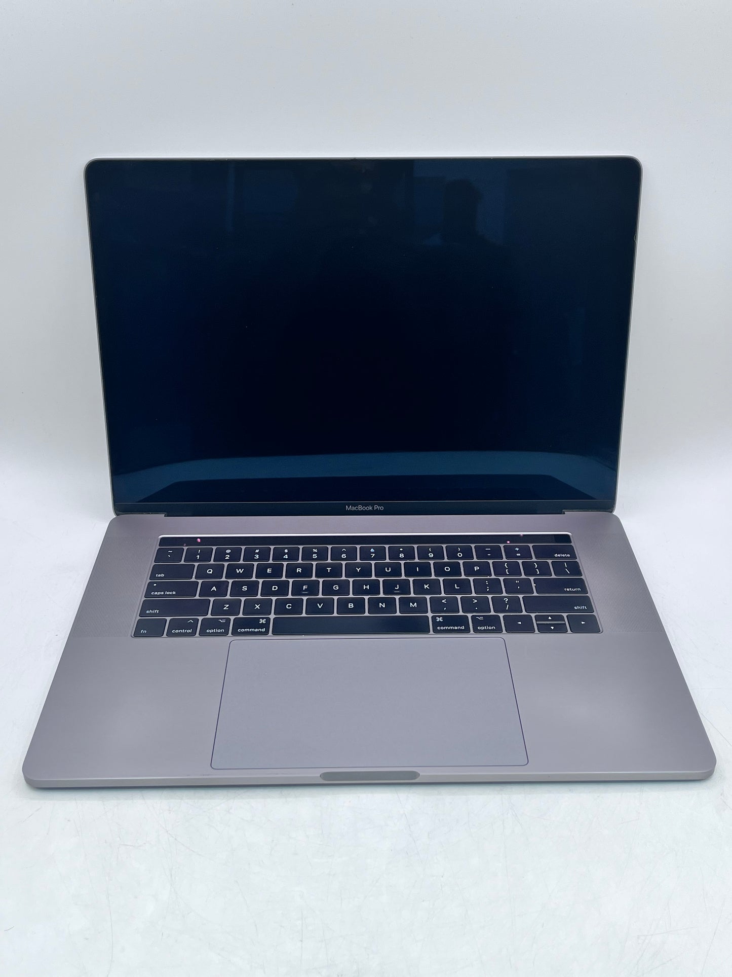 Apple MacBook Pro 15" A1707 (2016) Intel i7, 16GB 256GB - Silver READ