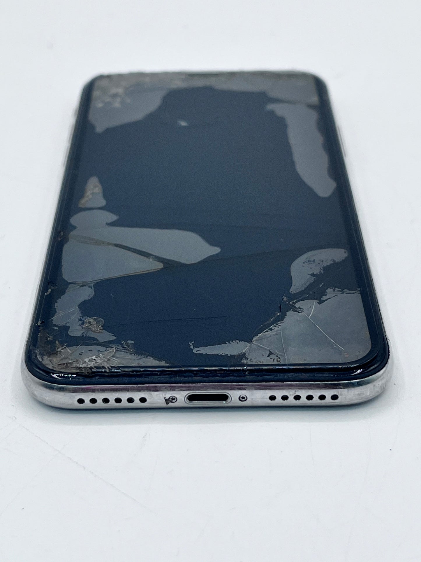 Unlocked Apple iPhone X MQA62LL/A A1865 6.5in 64GB White READ