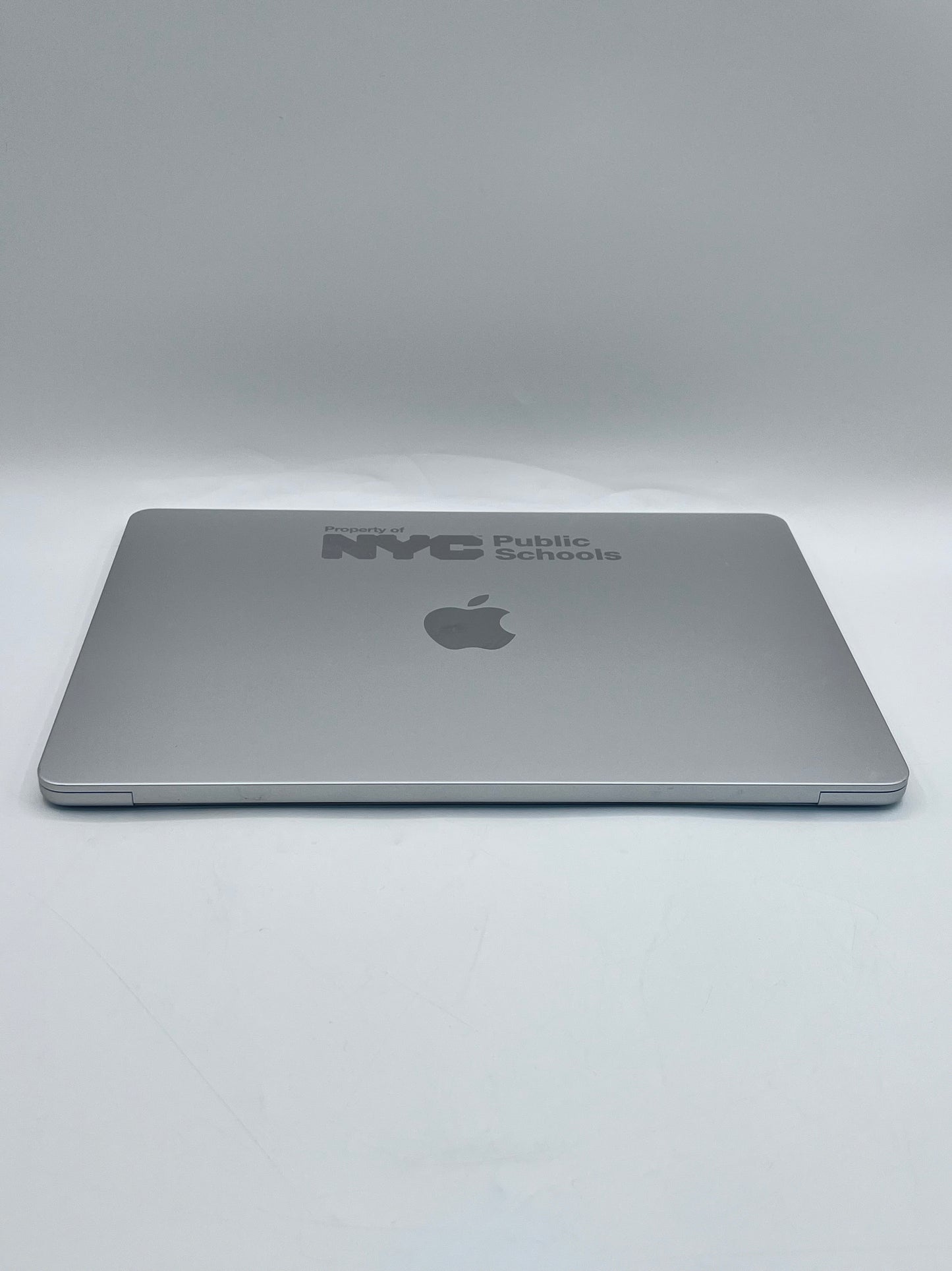 2022 Apple MacBook Air 13.3" 8C M2 8C GPU 8GB 256GB A2681 REMOTELY MANAGED