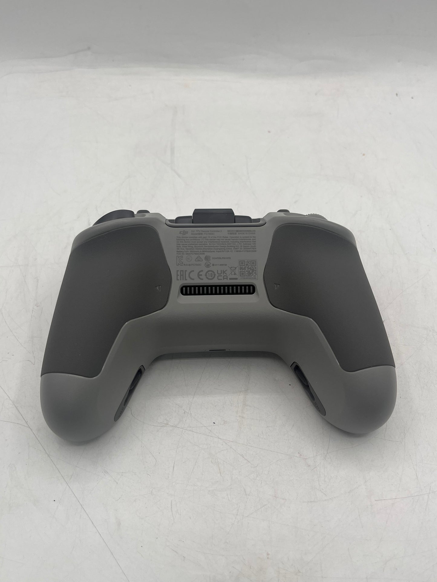 DJI FPV Combo Camera Drone Ready to Fly with Controller, Fly More Kit CP.FP.00000001.01