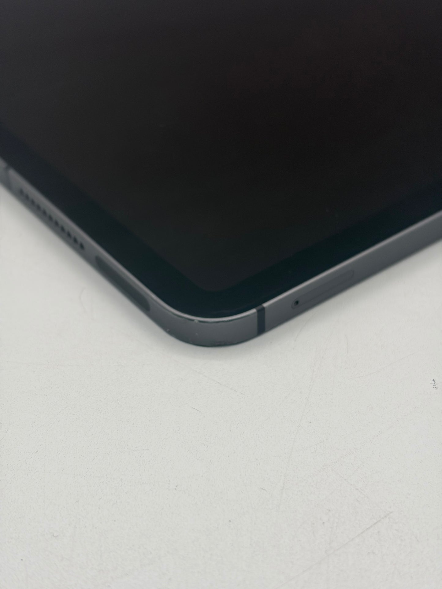 2021 Unlocked Apple iPad Pro 12.9" (5th Gen) 1TB A2379 MHP13LL/A WiFi + Cellular