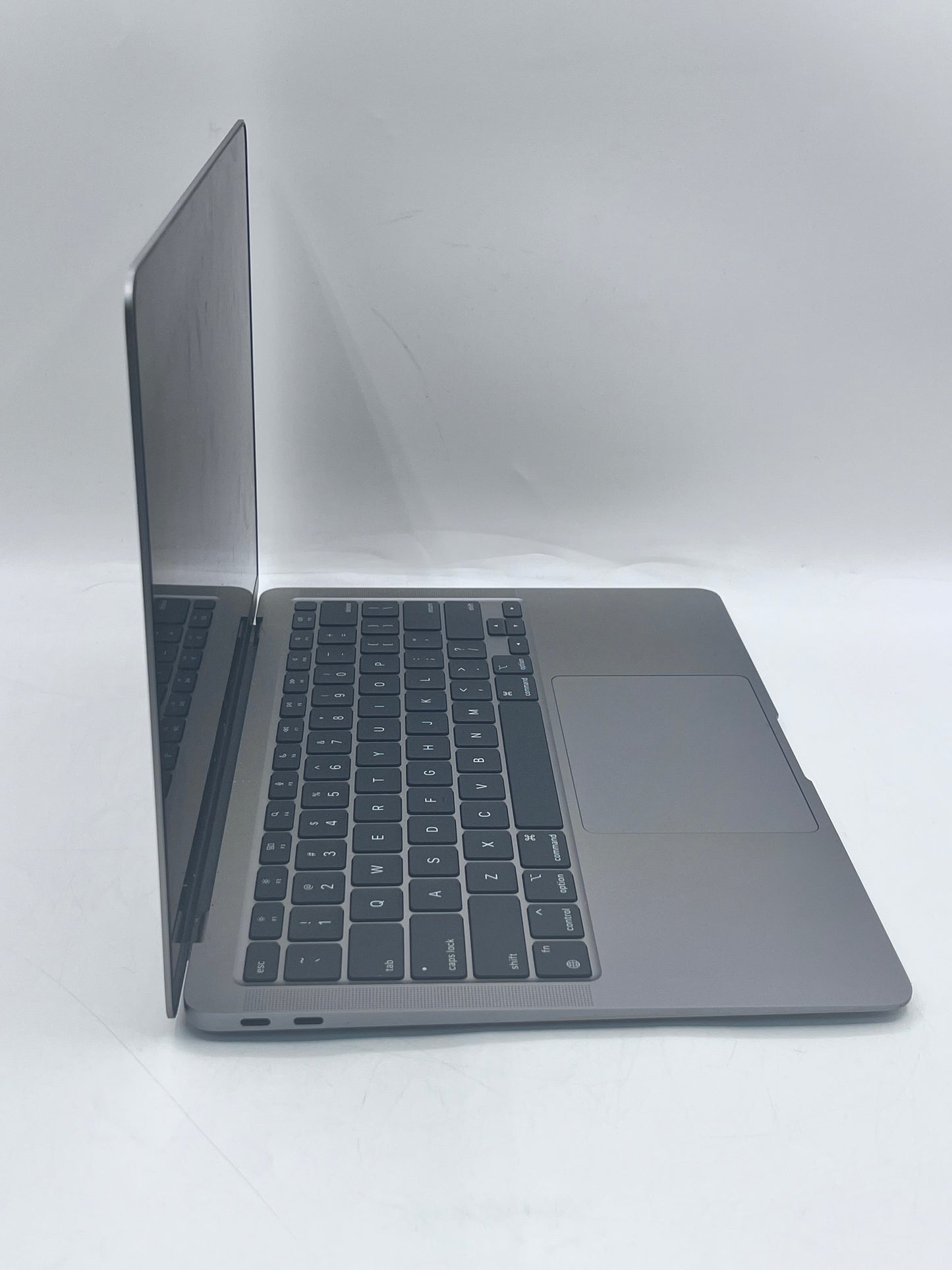 2020 Apple MacBook Air 13" M1 8GB 256GB A2337 MGN63LL/A Space Gray 24 Cycle Count