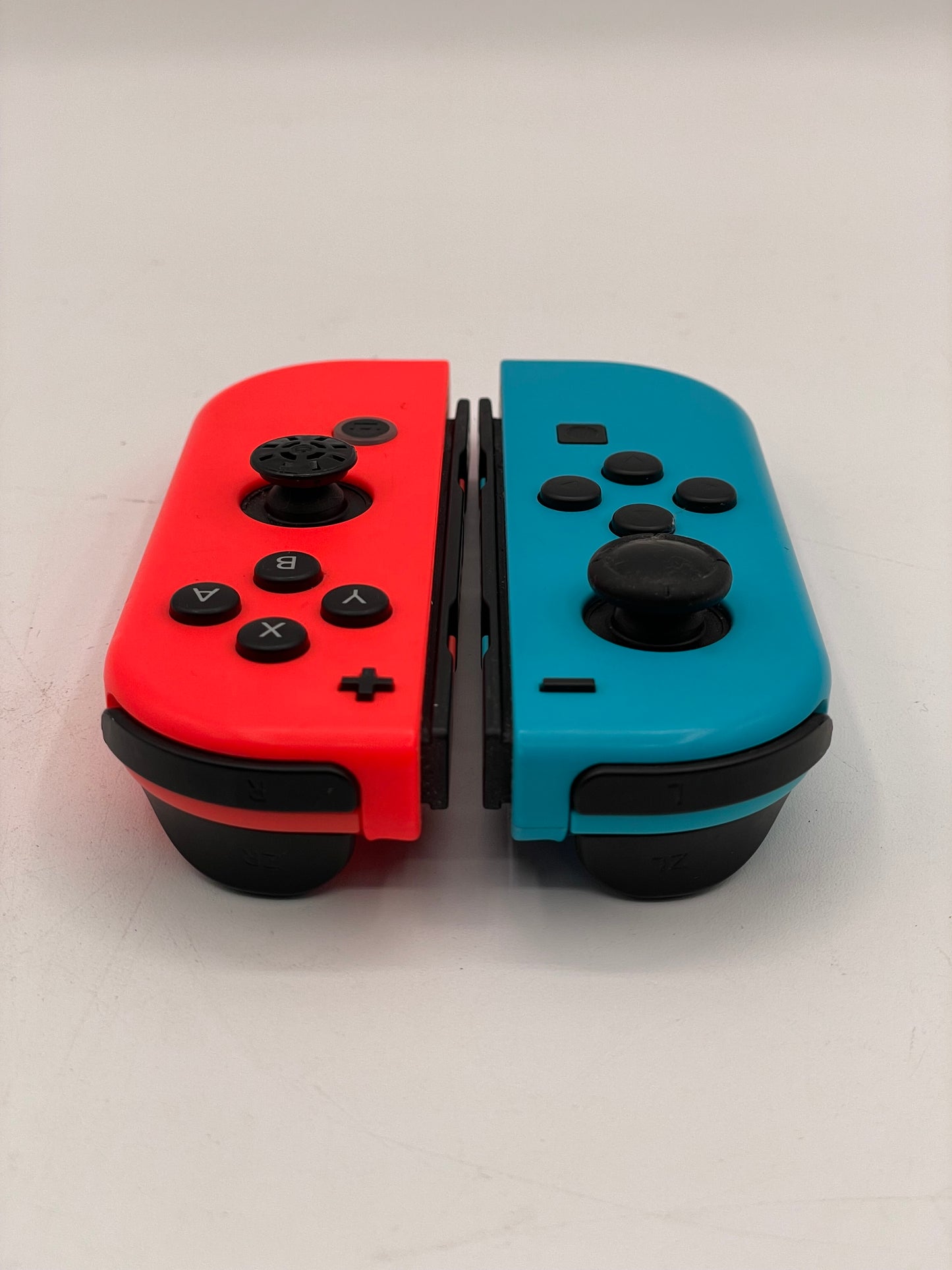 Nintendo Switch HAC-001 (-01) Console - Neon Red & Neon Blue Joy-Con