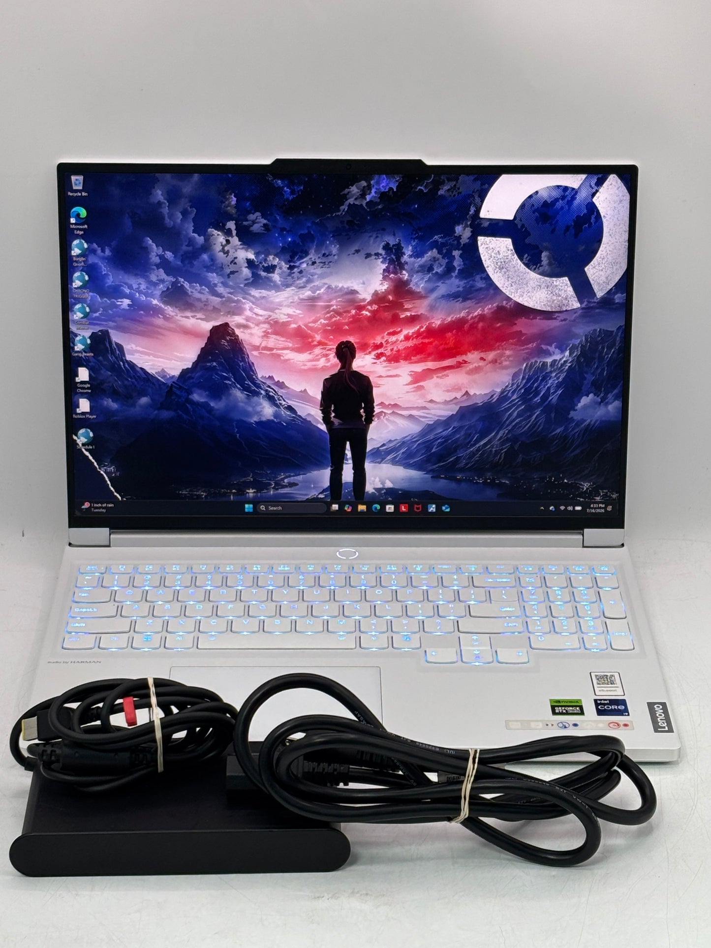 Lenovo Legion 7i 16” Core i9-14900HX, 32GB, 1TB SSD, RTX 4070, White Excellent Condition