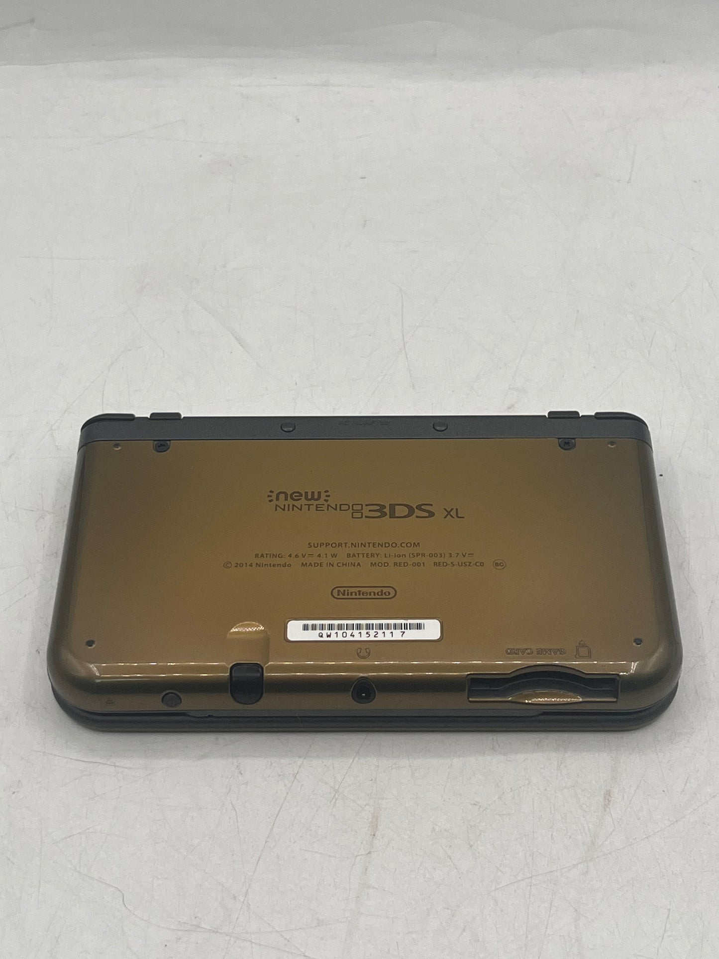 Nintendo New 3DS XL (RED-001) 2014 Handheld Game Console 4GB - Gold